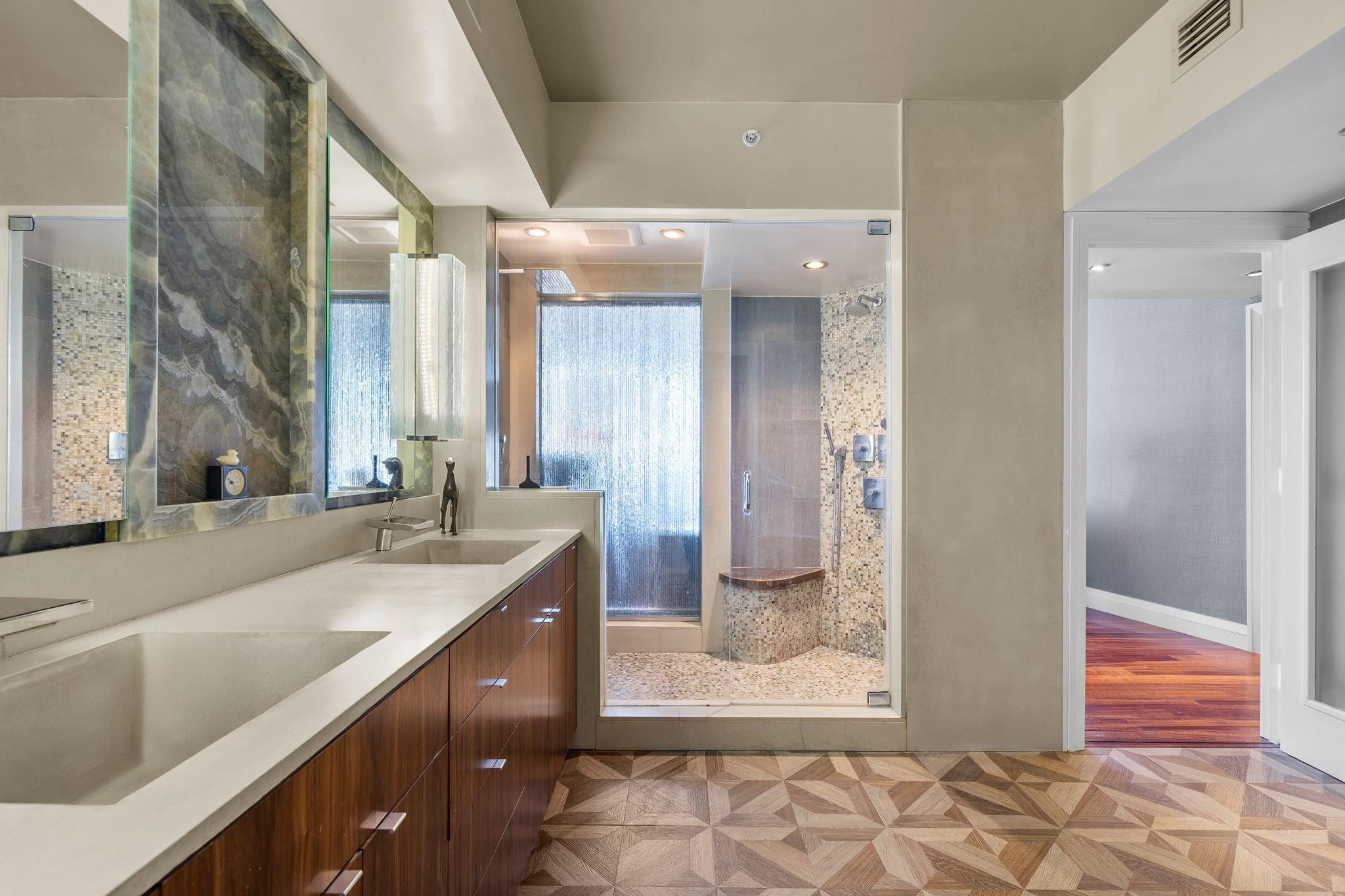 411 N New Riv #2903 Fort Lauderdale, FL 33301