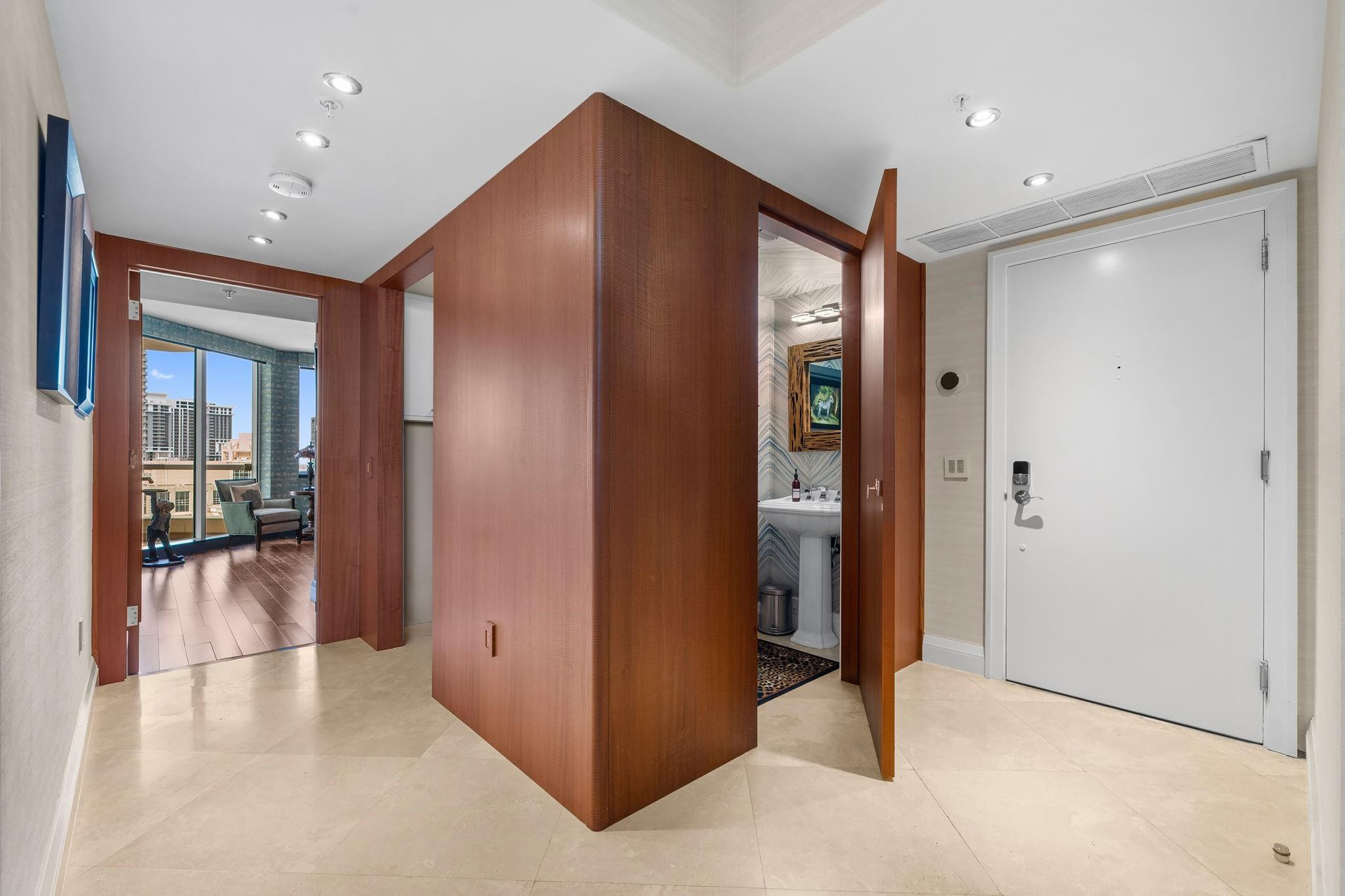 411 N New Riv #2903 Fort Lauderdale, FL 33301