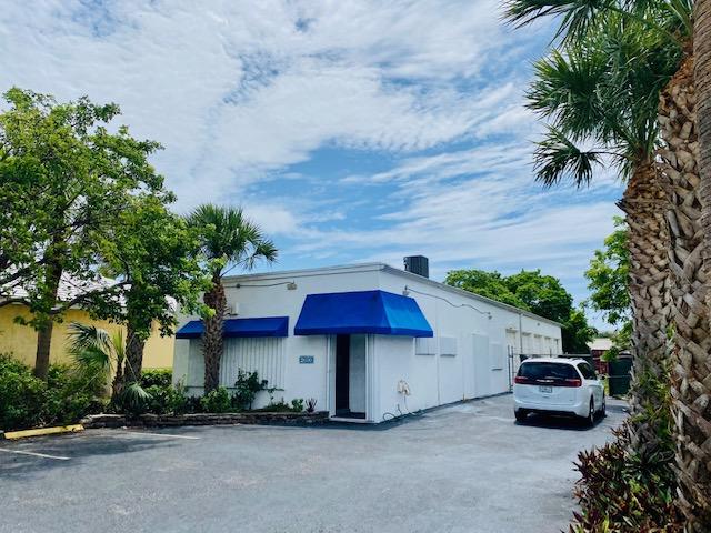 2030 NW 2nd Avenue