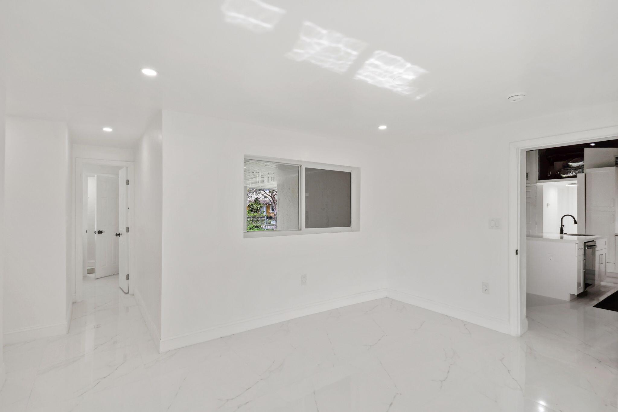 1530 NW 18th Ct Fort Lauderdale, FL 33311