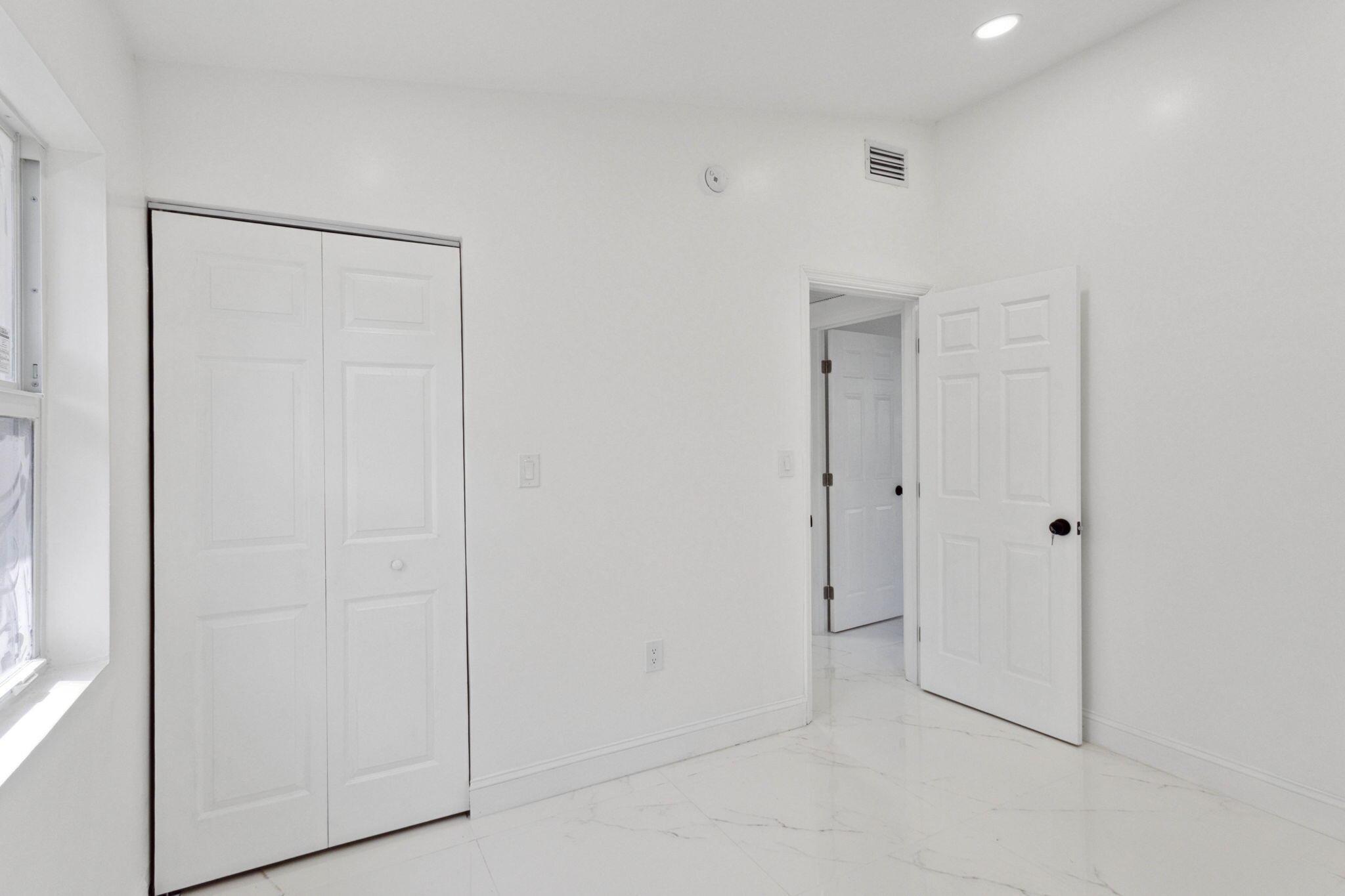 1530 NW 18th Ct Fort Lauderdale, FL 33311