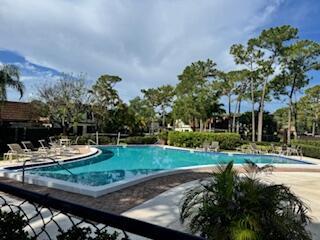 144 Weybridge Cir #A