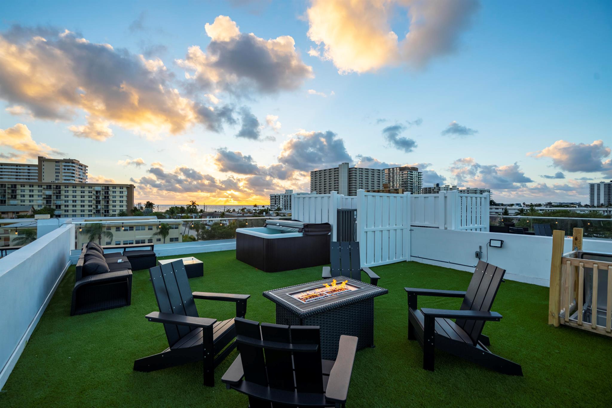 1000 N Riverside Dr Pompano Beach, FL 33062