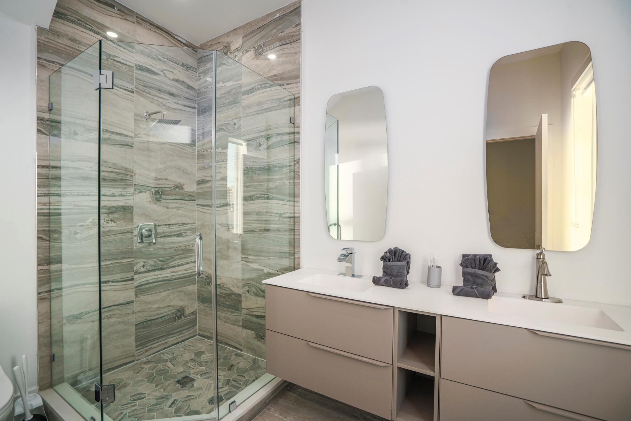 1000 N Riverside Dr Pompano Beach, FL 33062