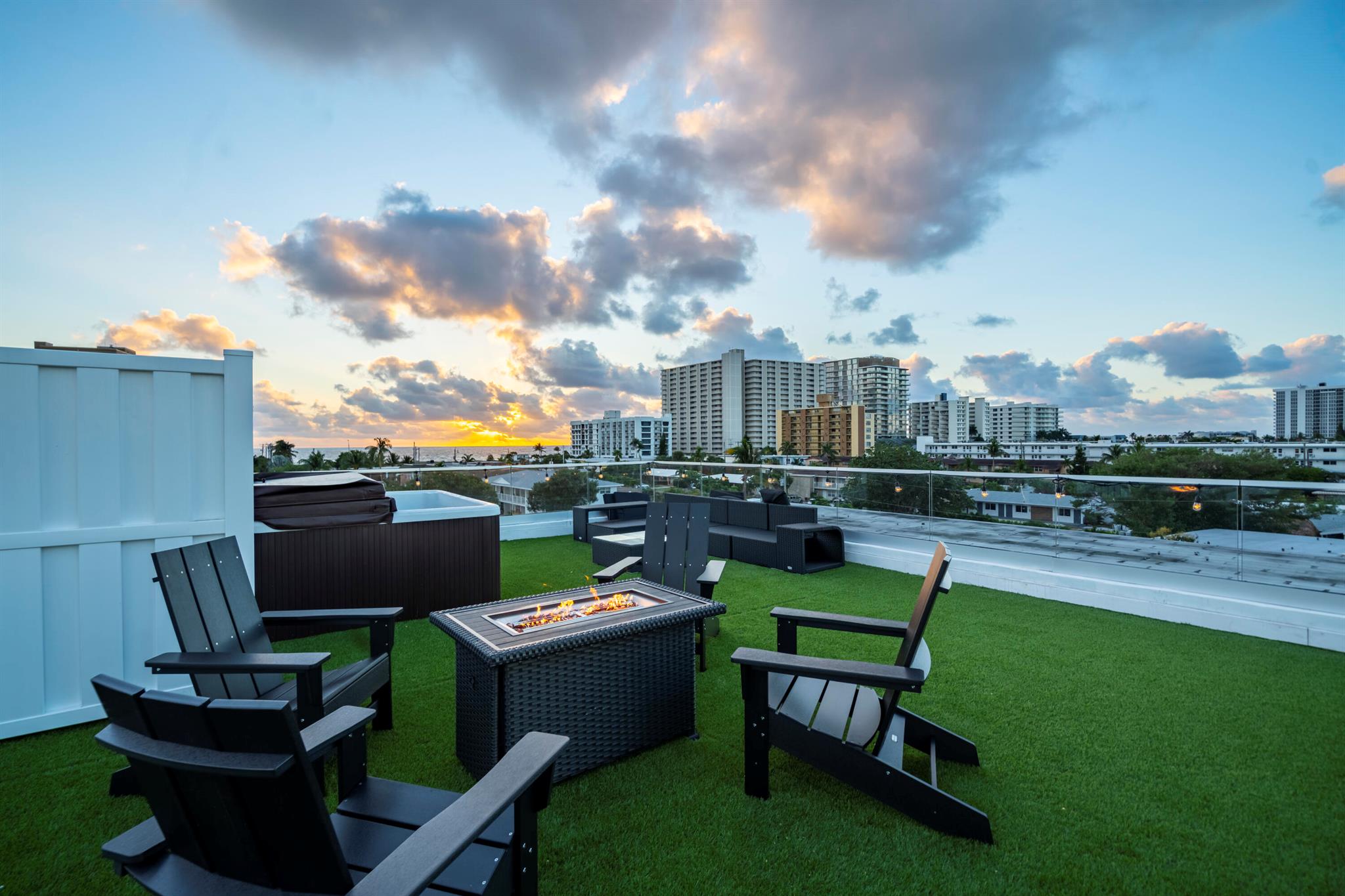 1000 N Riverside Dr Pompano Beach, FL 33062