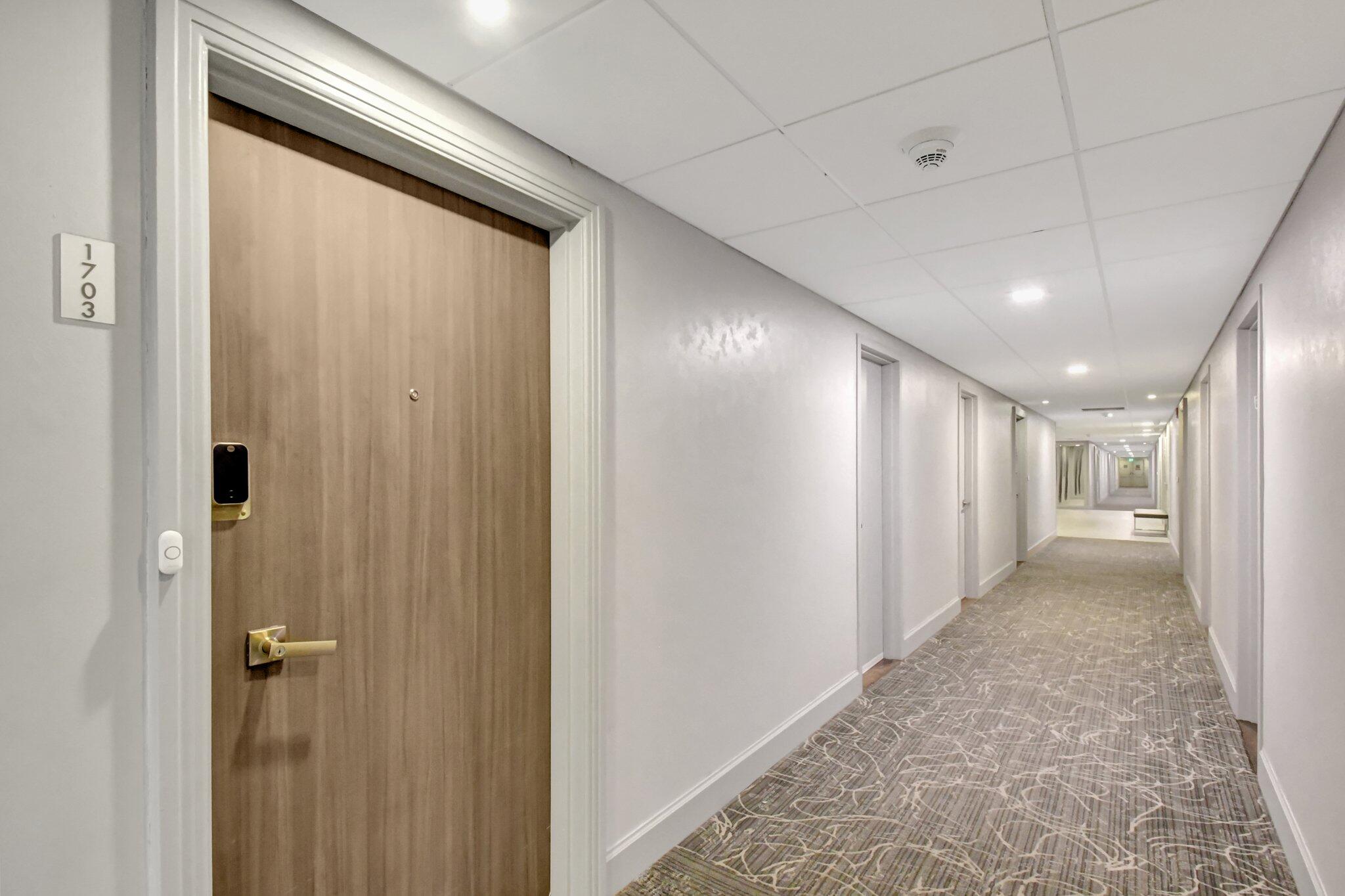 image Arlen House Condo26