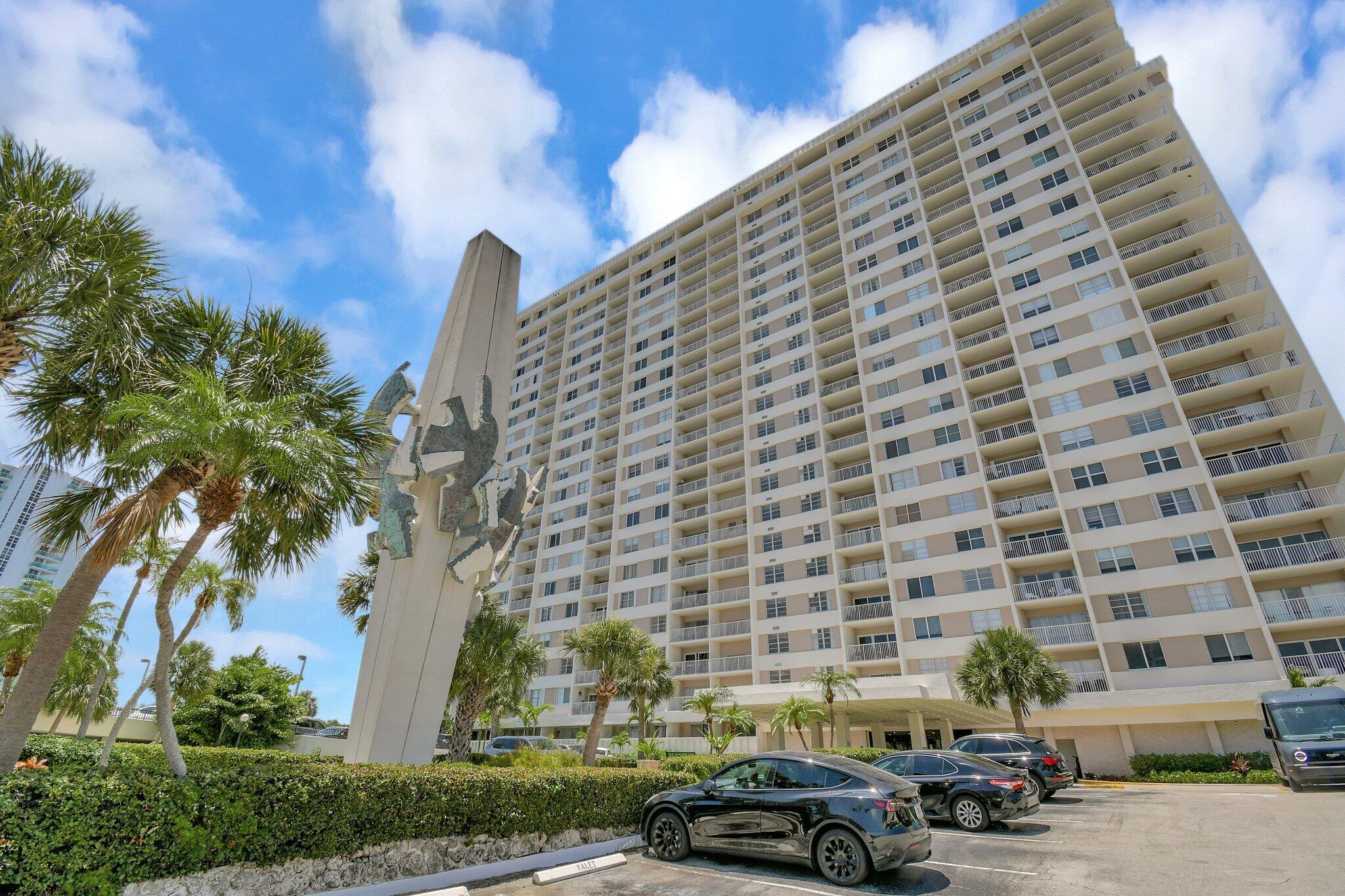 image Arlen House Condo27