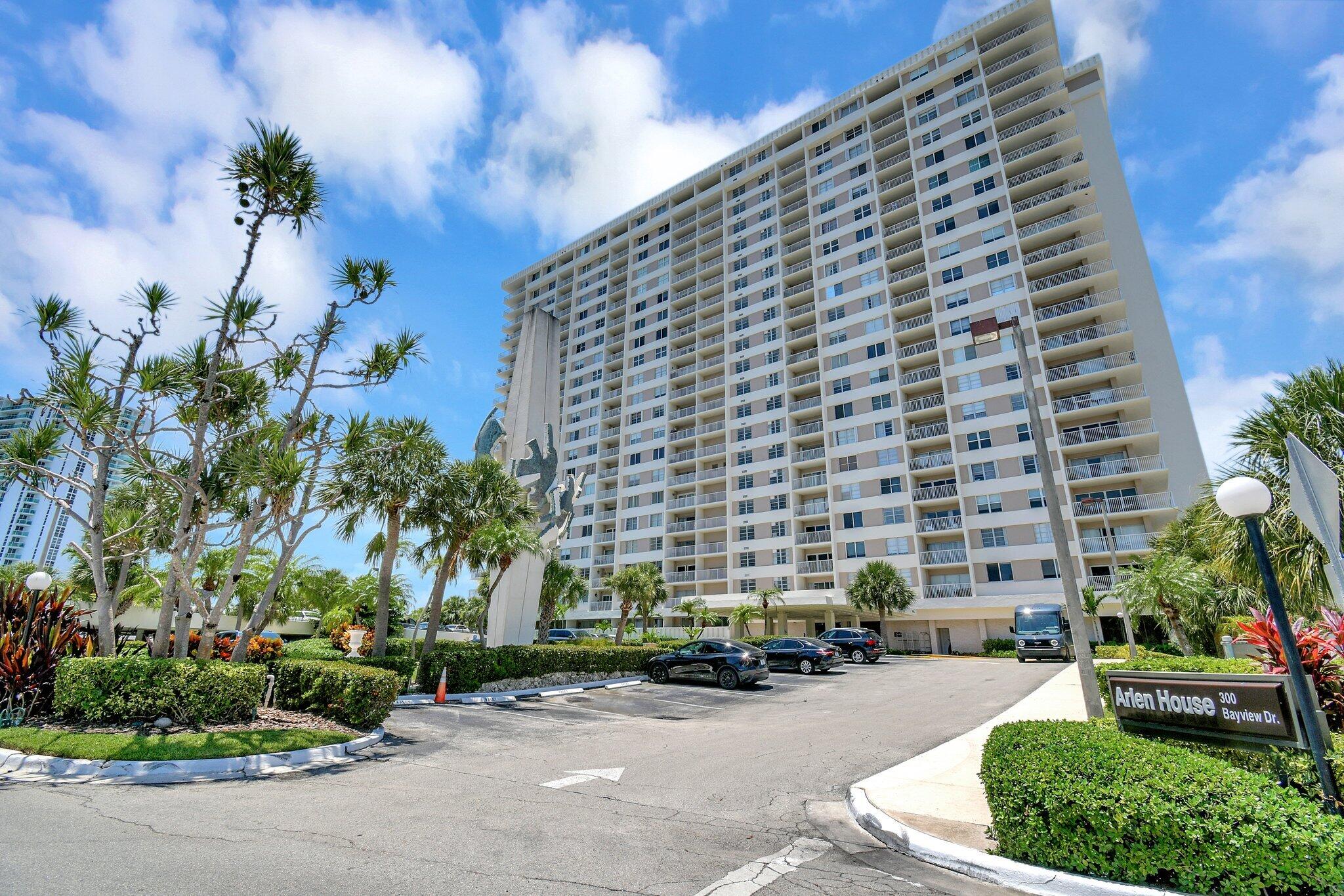 image Arlen House Condo28