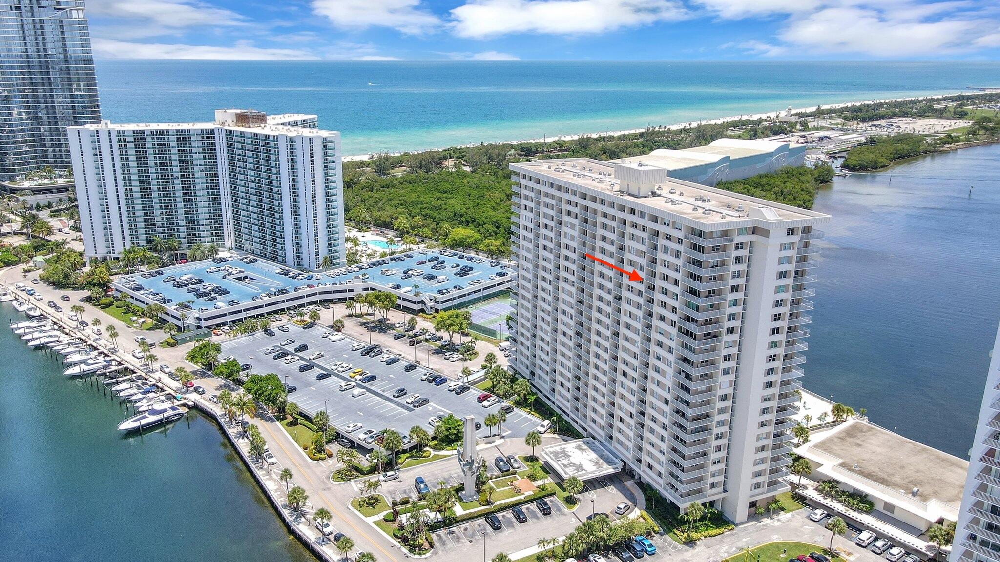 image Arlen House Condo29