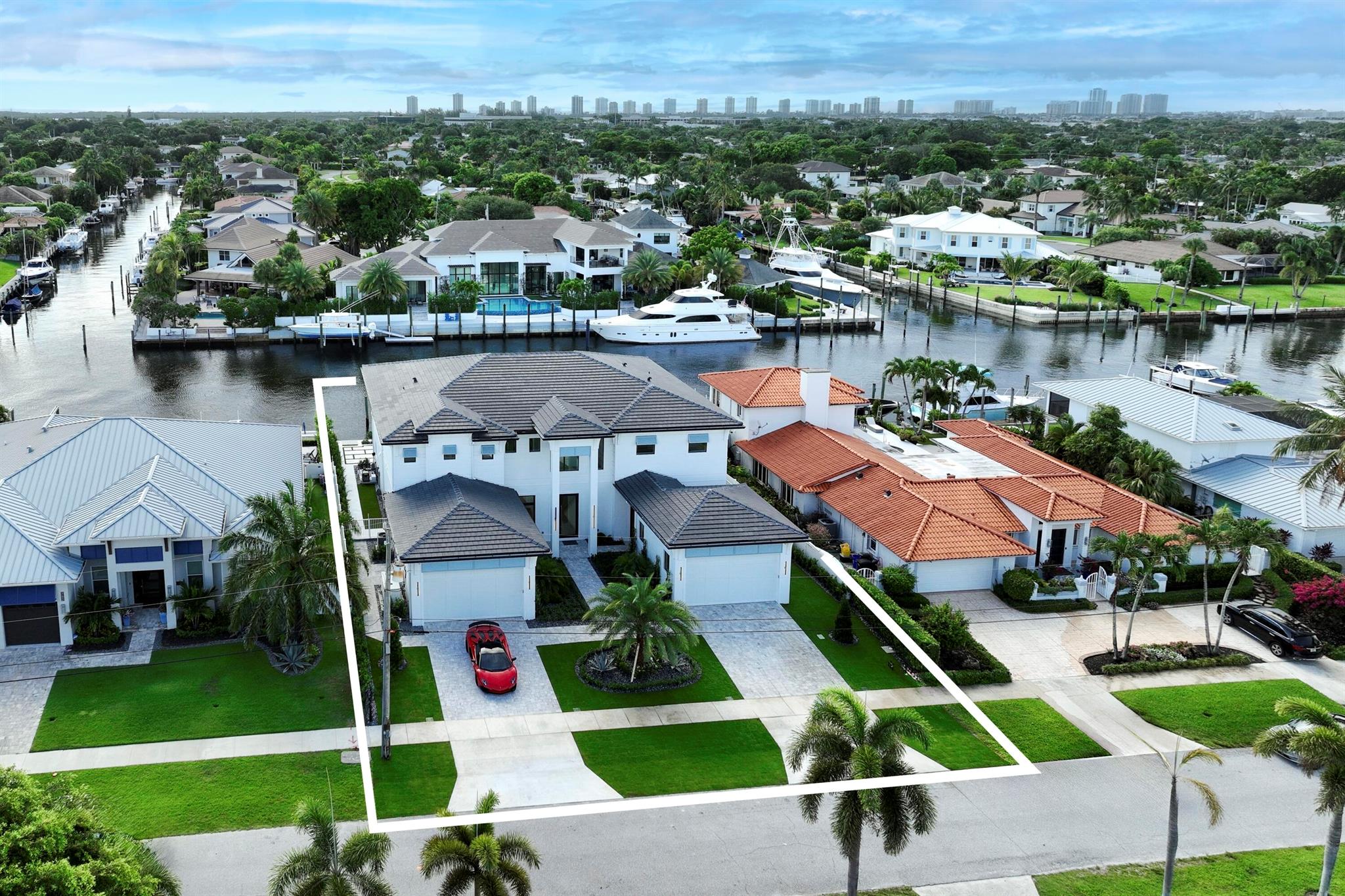 748 Waterway Dr
