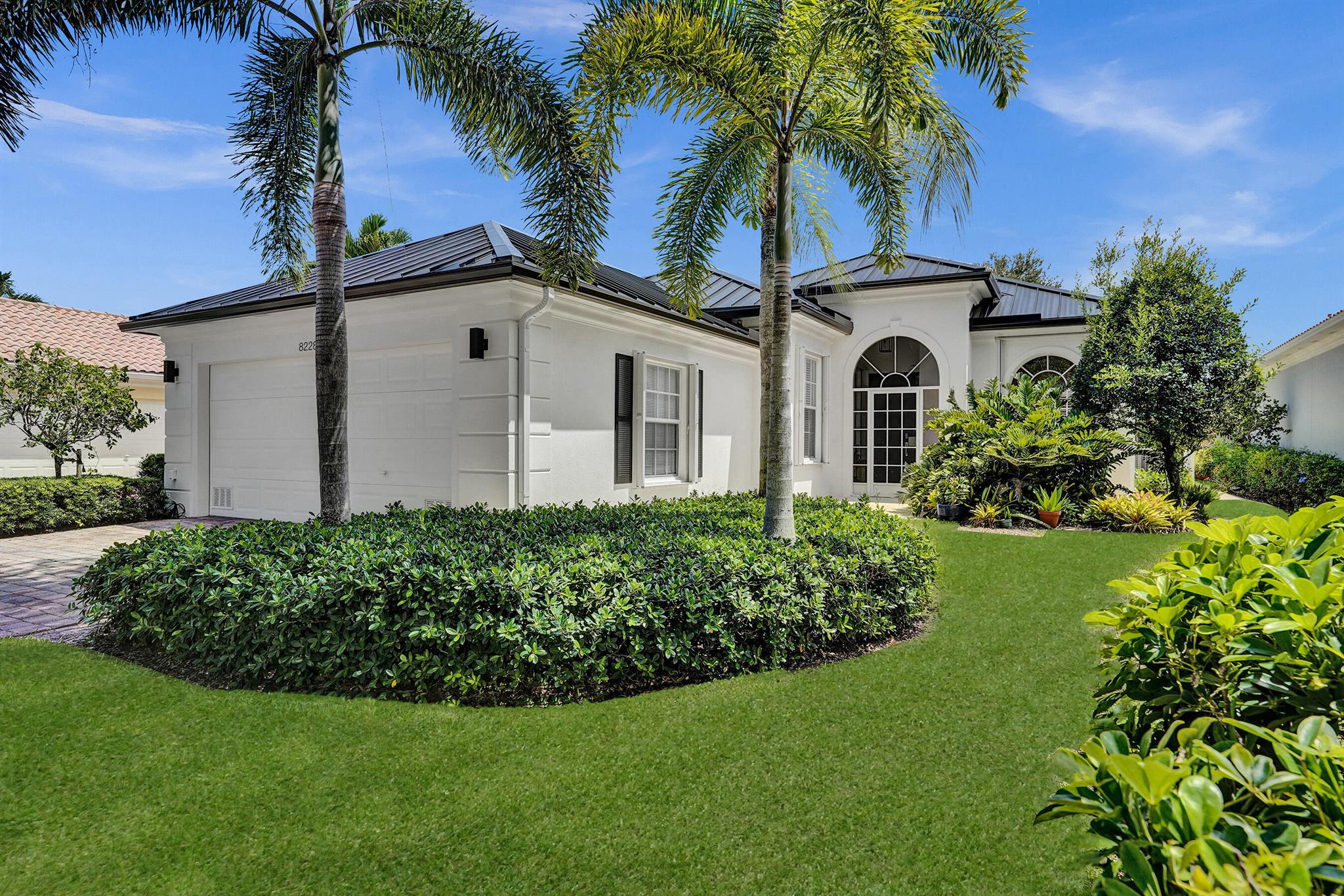 8228 Rosalie Ln