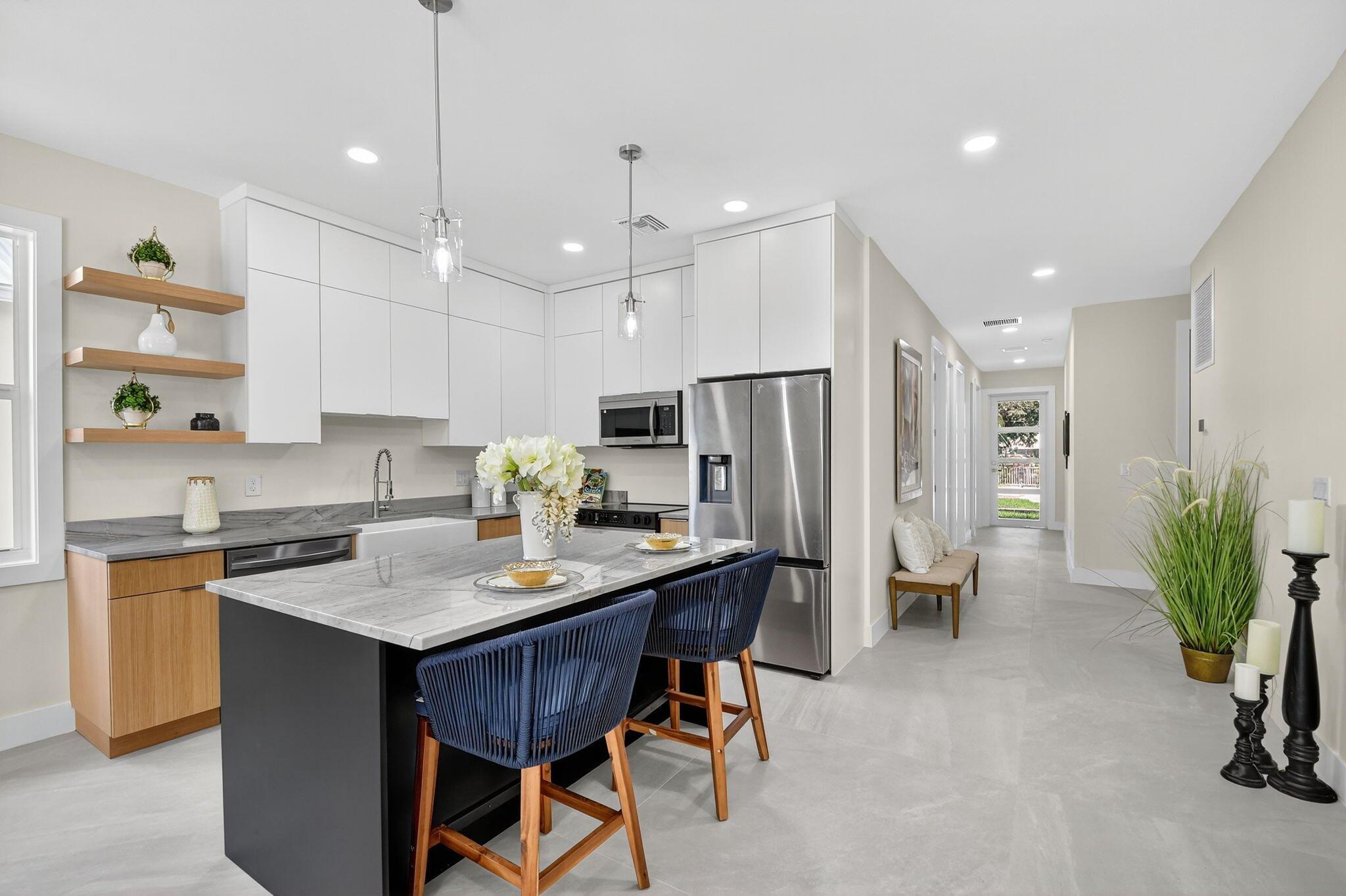 611 N Loxahatchee Dr Jupiter, FL 33458