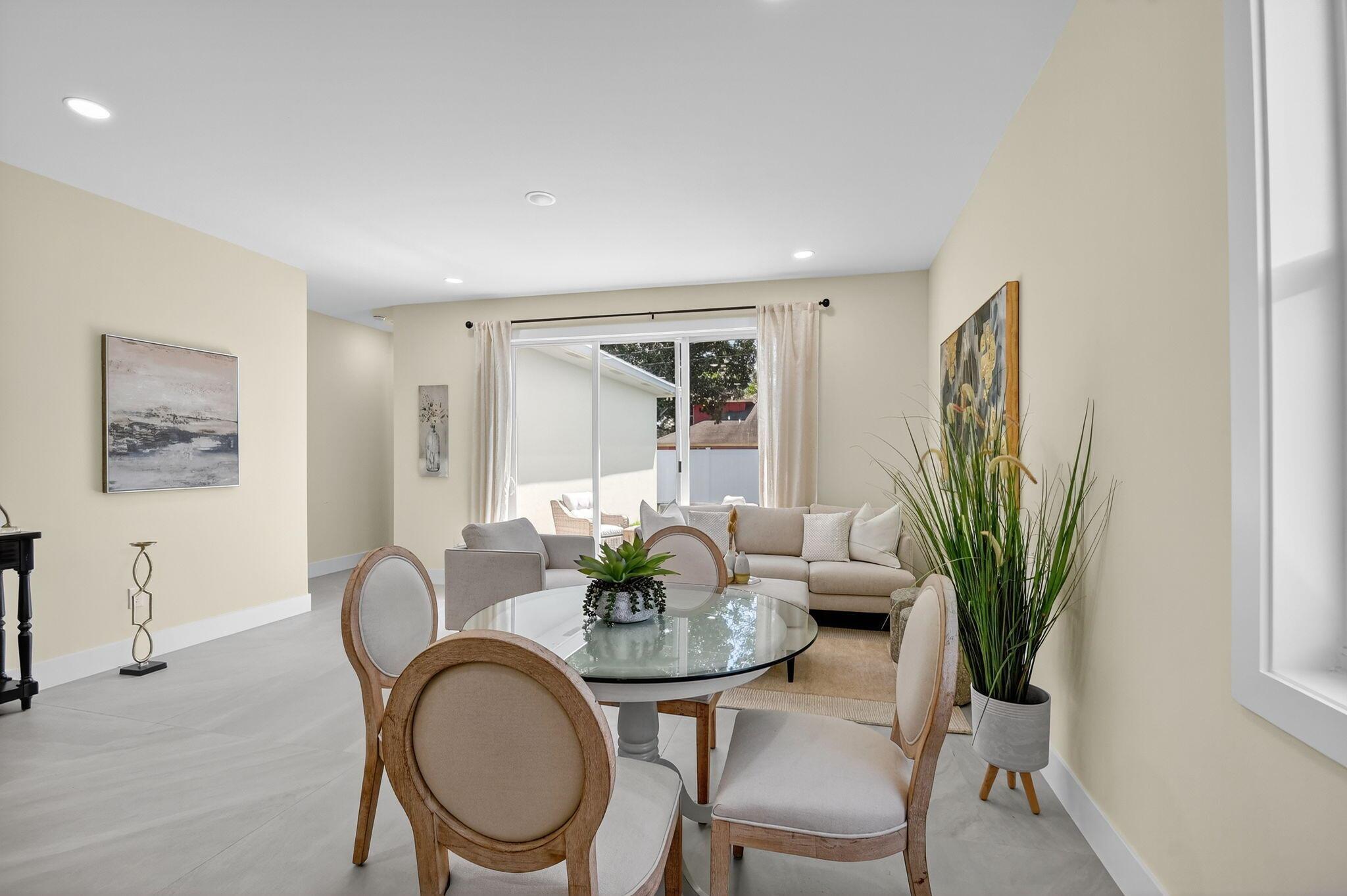 611 N Loxahatchee Dr Jupiter, FL 33458