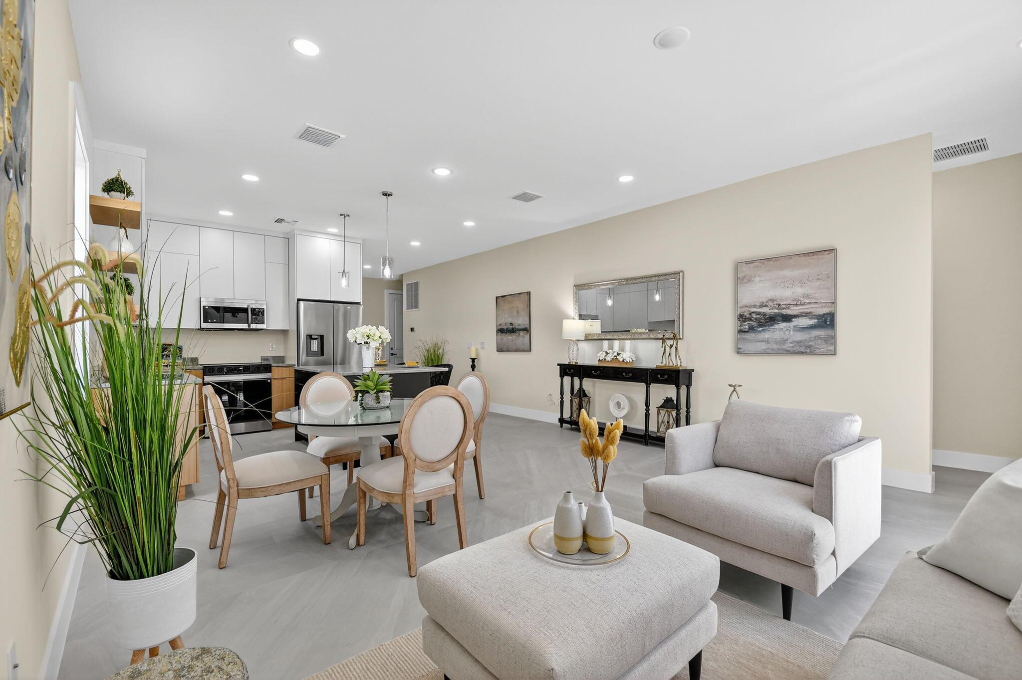 611 N Loxahatchee Dr Jupiter, FL 33458