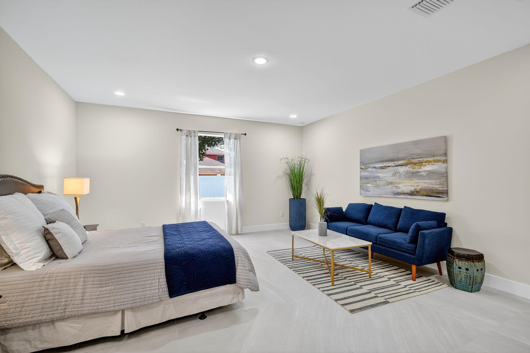 611 N Loxahatchee Dr Jupiter, FL 33458