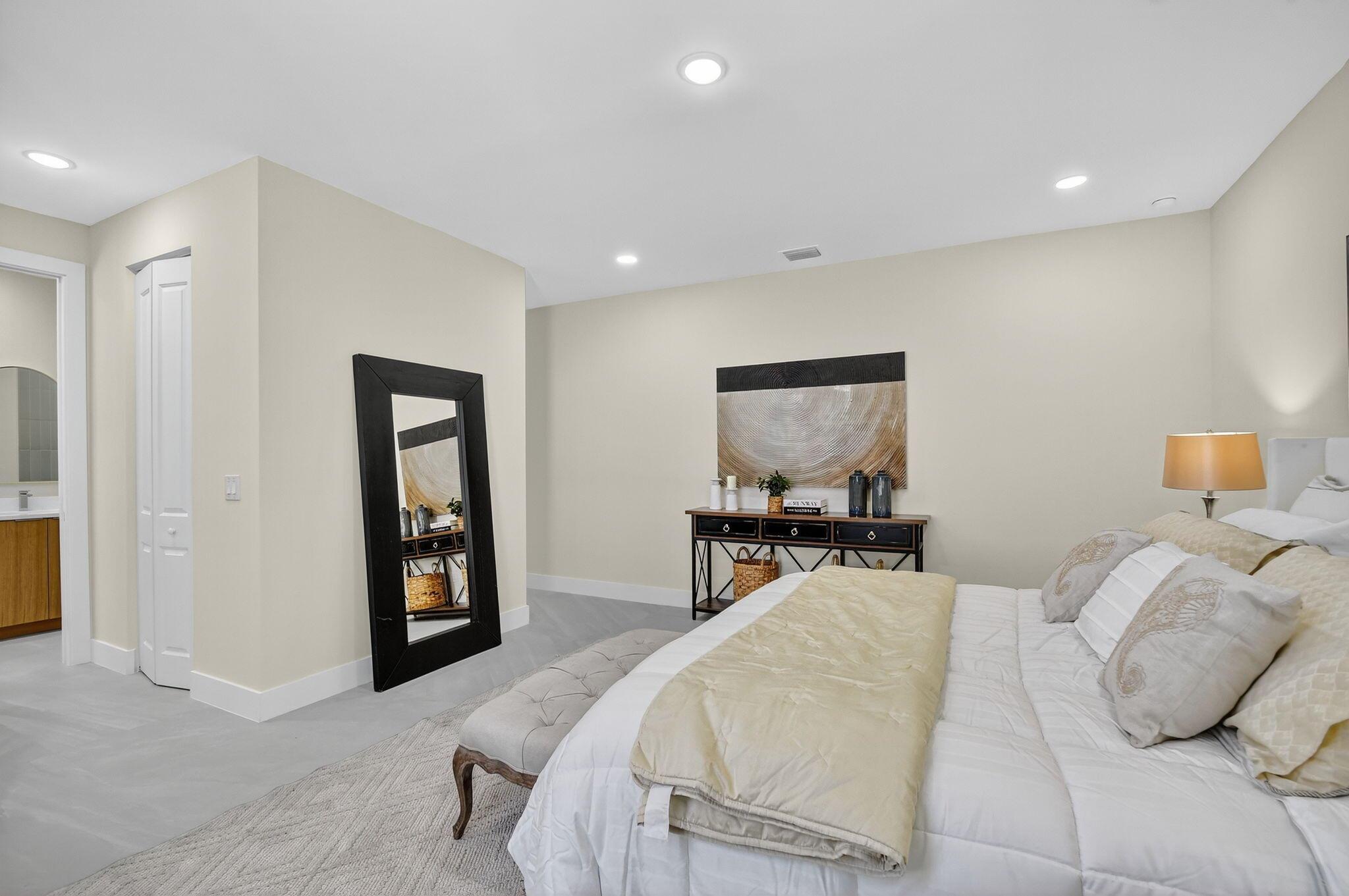 611 N Loxahatchee Dr Jupiter, FL 33458