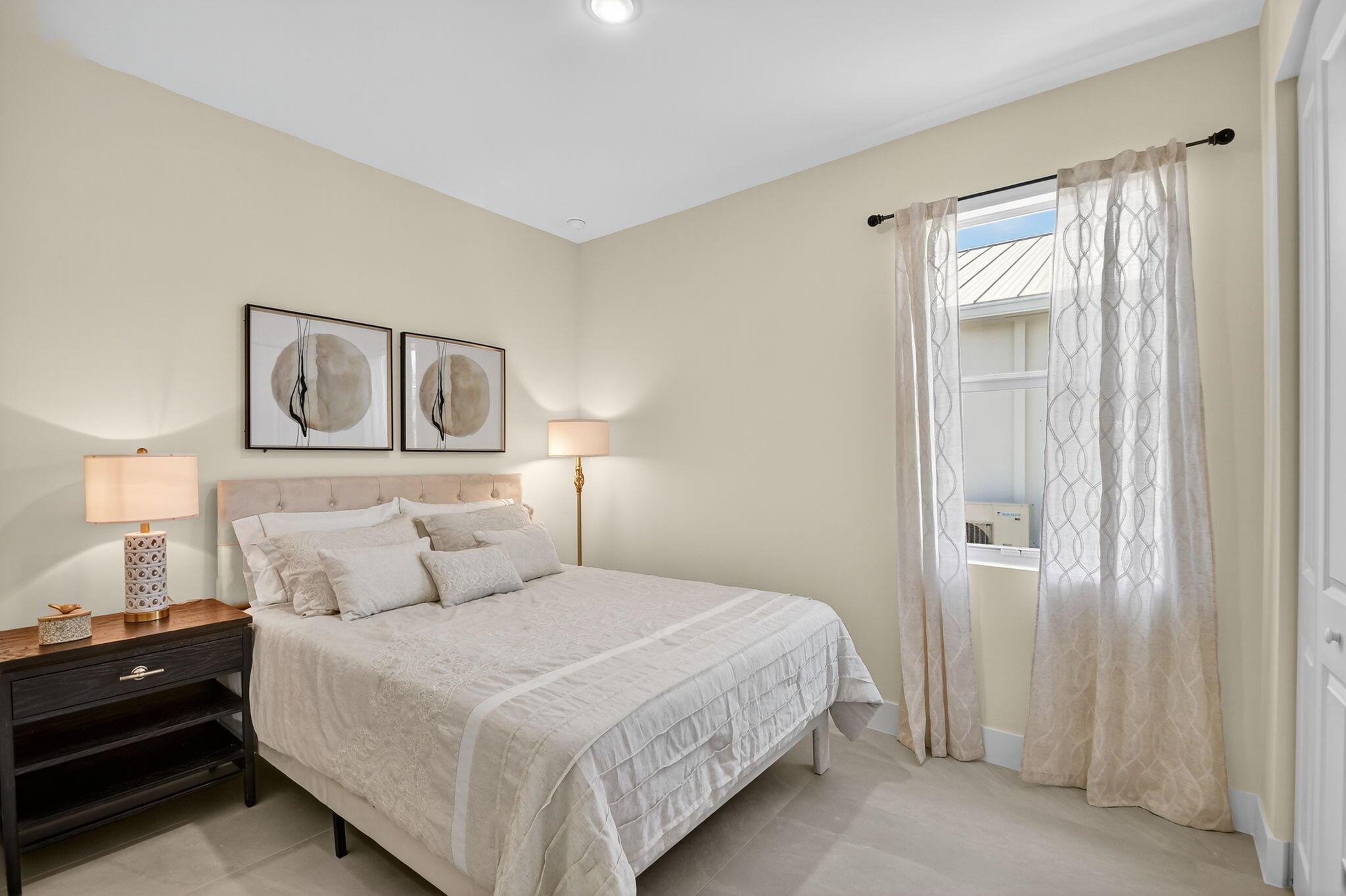 611 N Loxahatchee Dr Jupiter, FL 33458