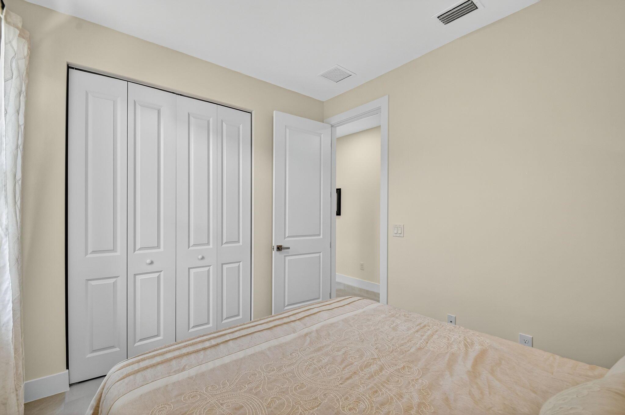 611 N Loxahatchee Dr Jupiter, FL 33458