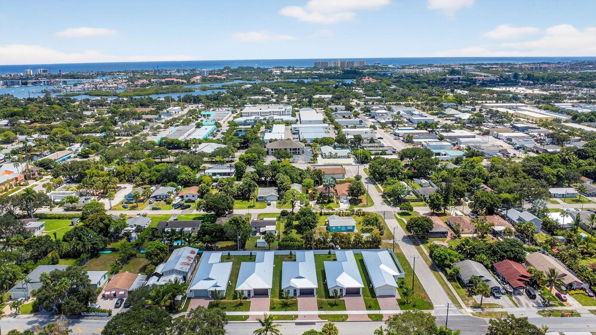 611 N Loxahatchee Dr Jupiter, FL 33458