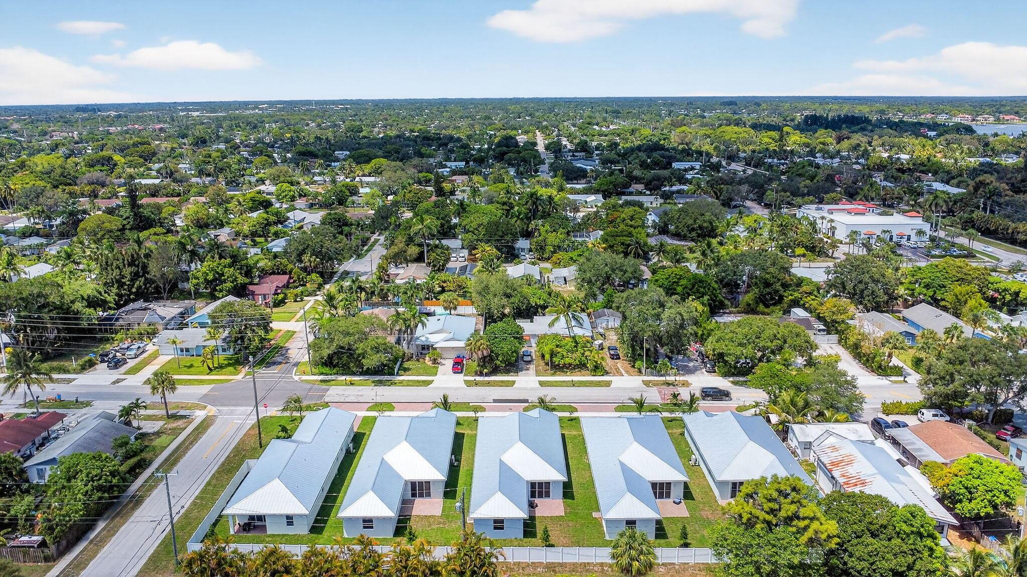 611 N Loxahatchee Dr Jupiter, FL 33458