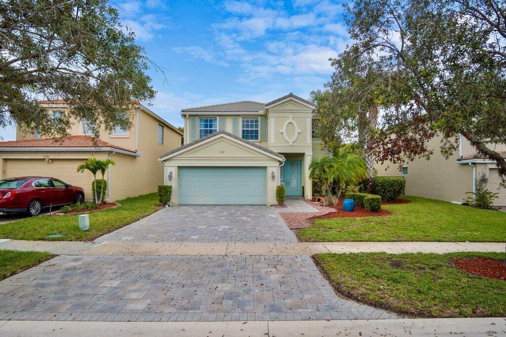 2703 Pienza Cir