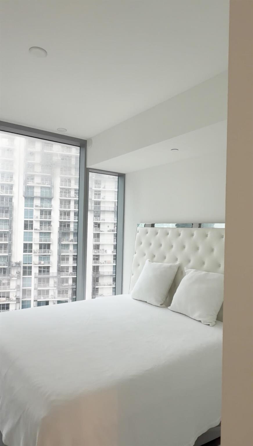 image Aston Martin Residences2