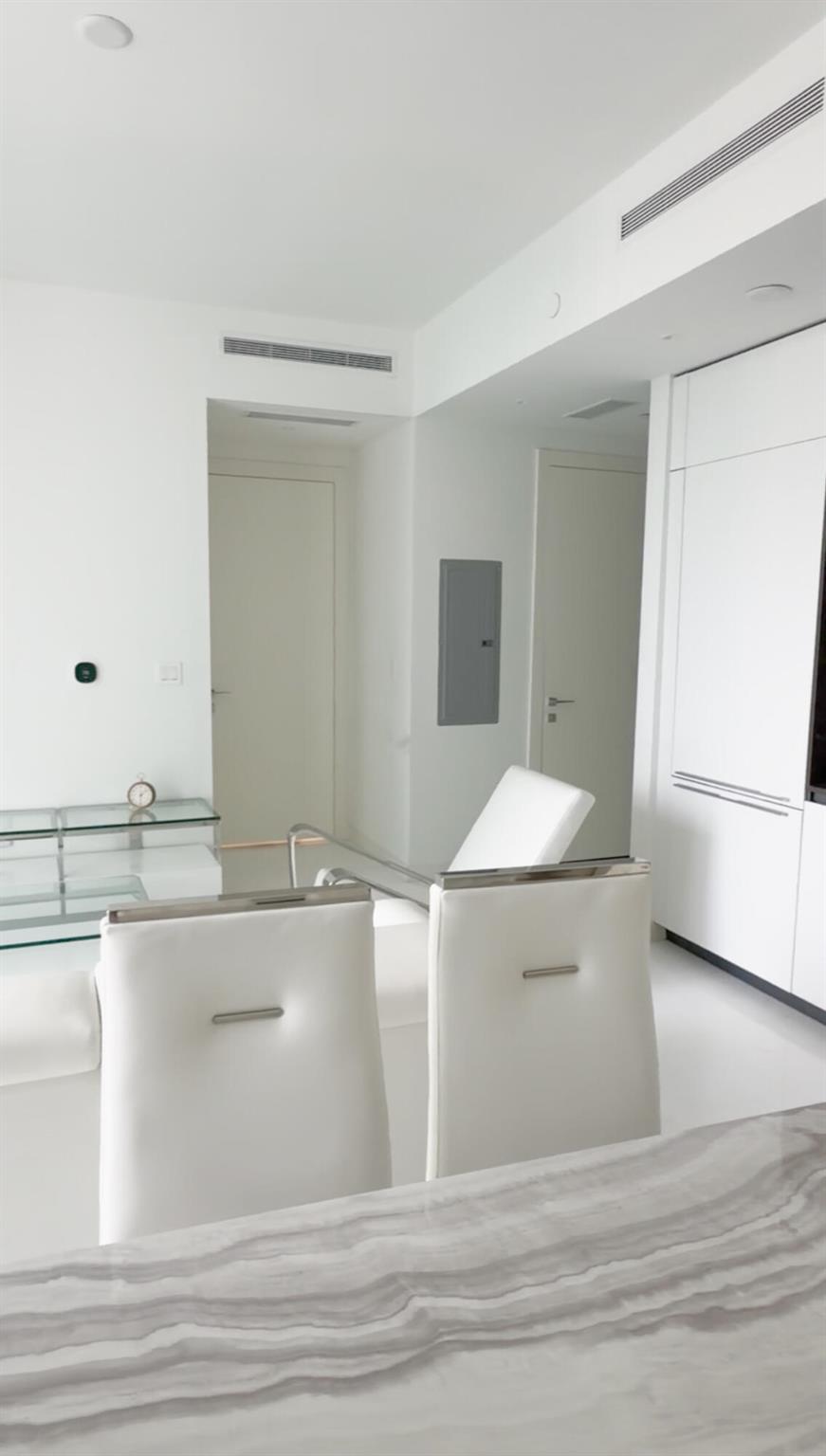 image Aston Martin Residences3