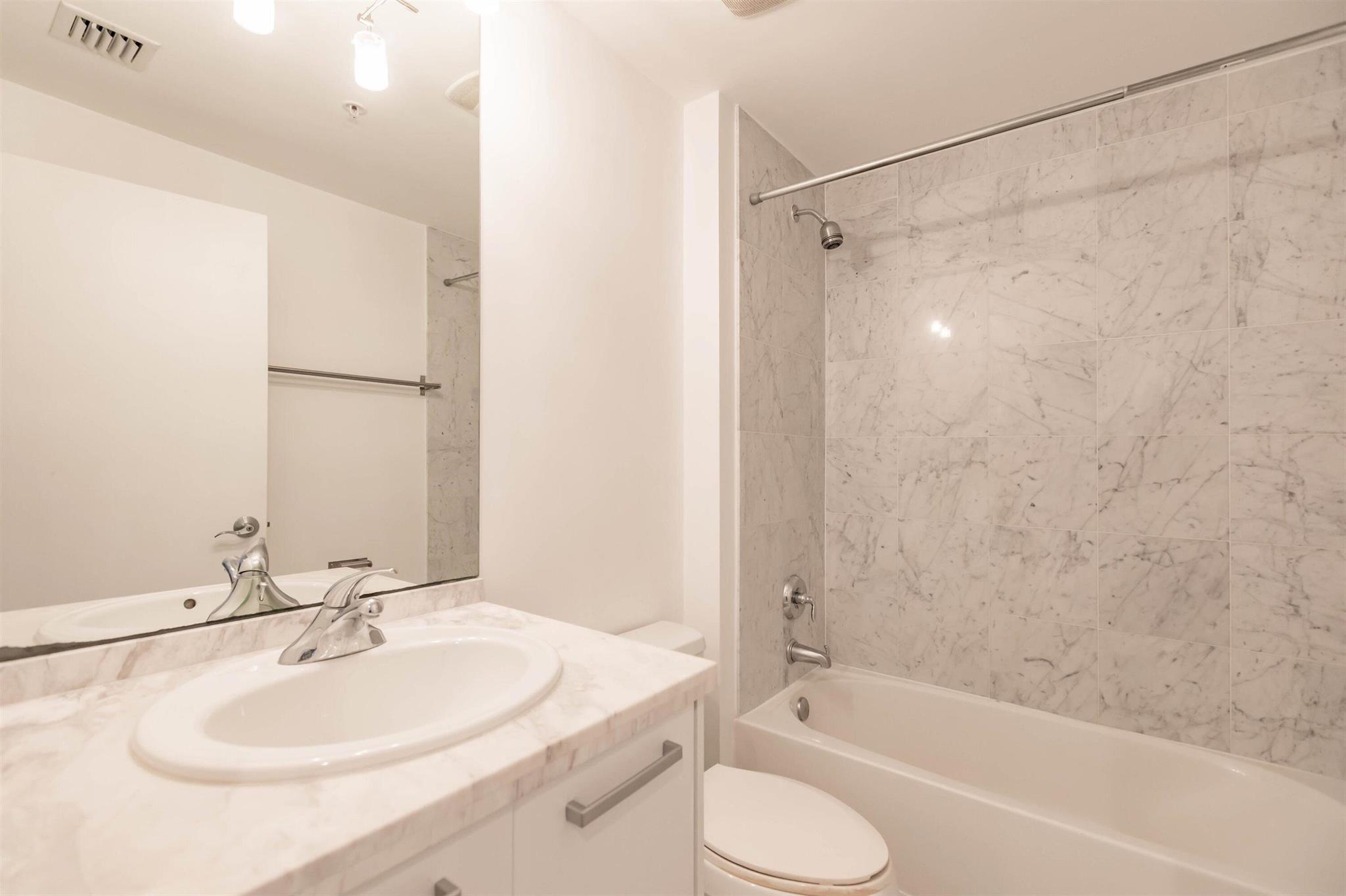 image Vizcayne North Condo11