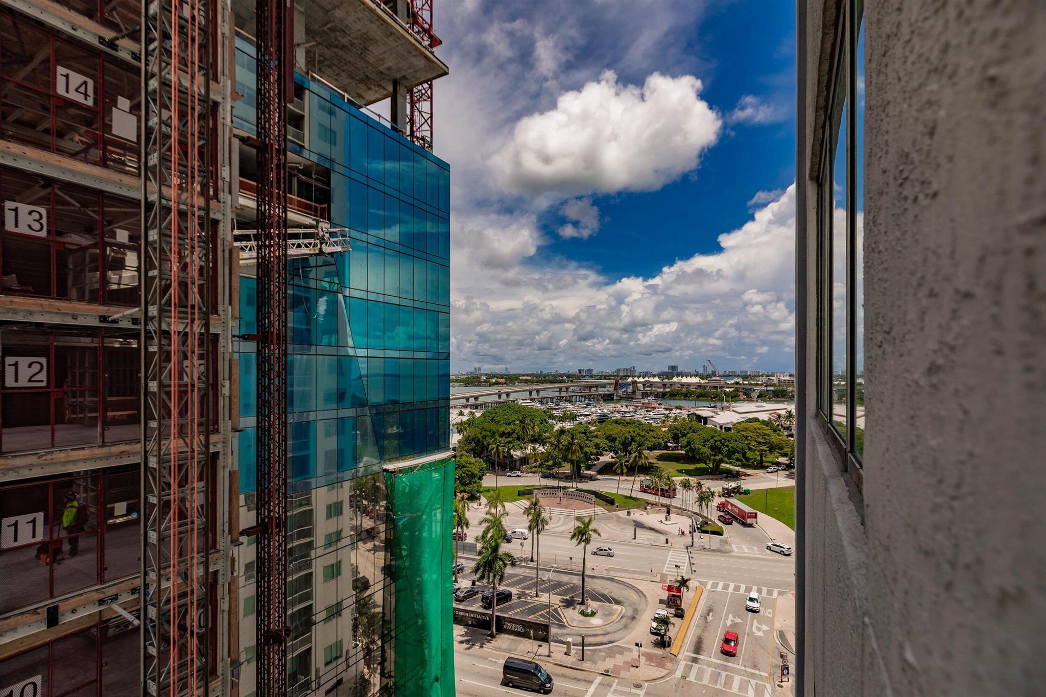 image Vizcayne North Condo23