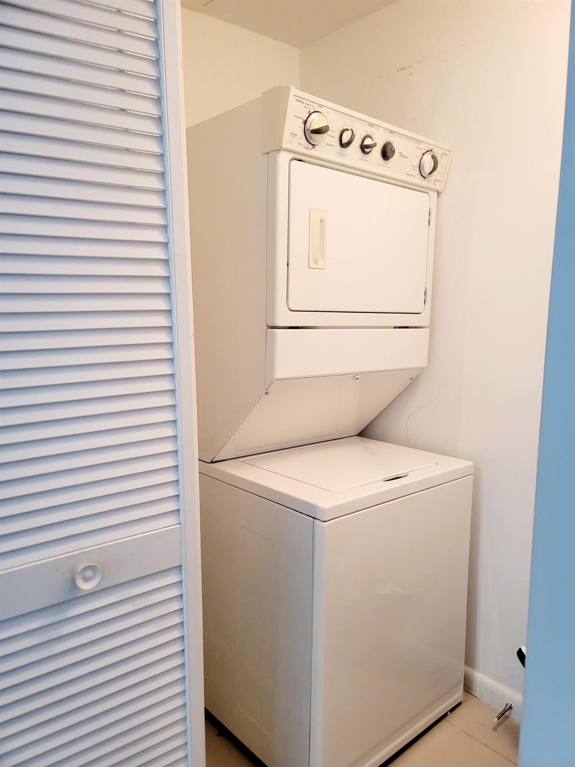 image Vizcayne North Condo24