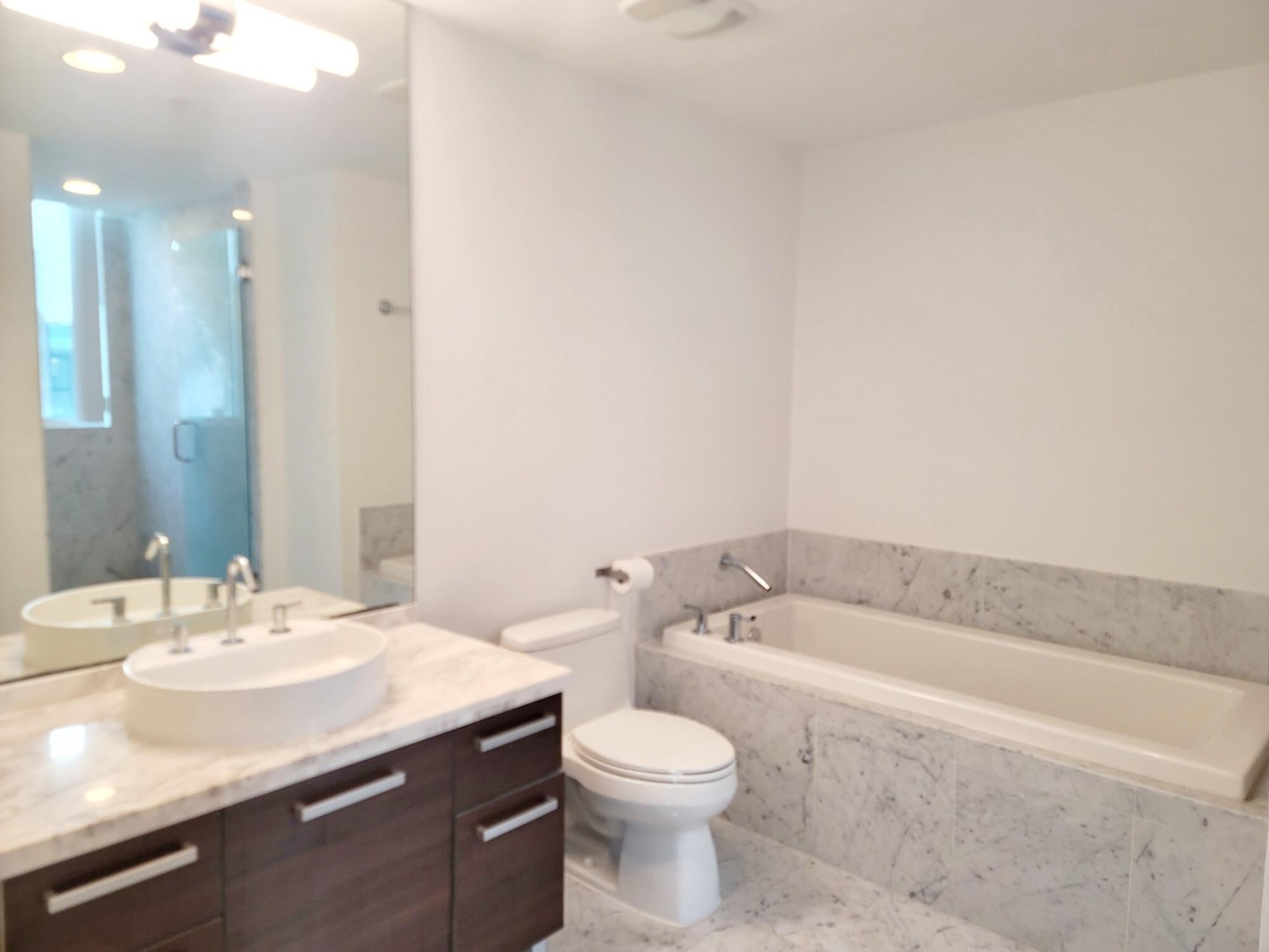 image Vizcayne North Condo33