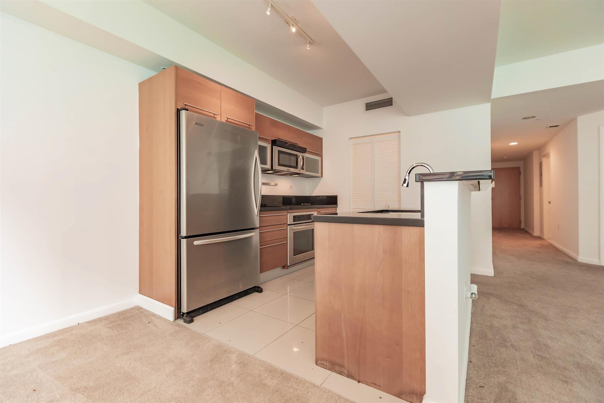 image Vizcayne North Condo7