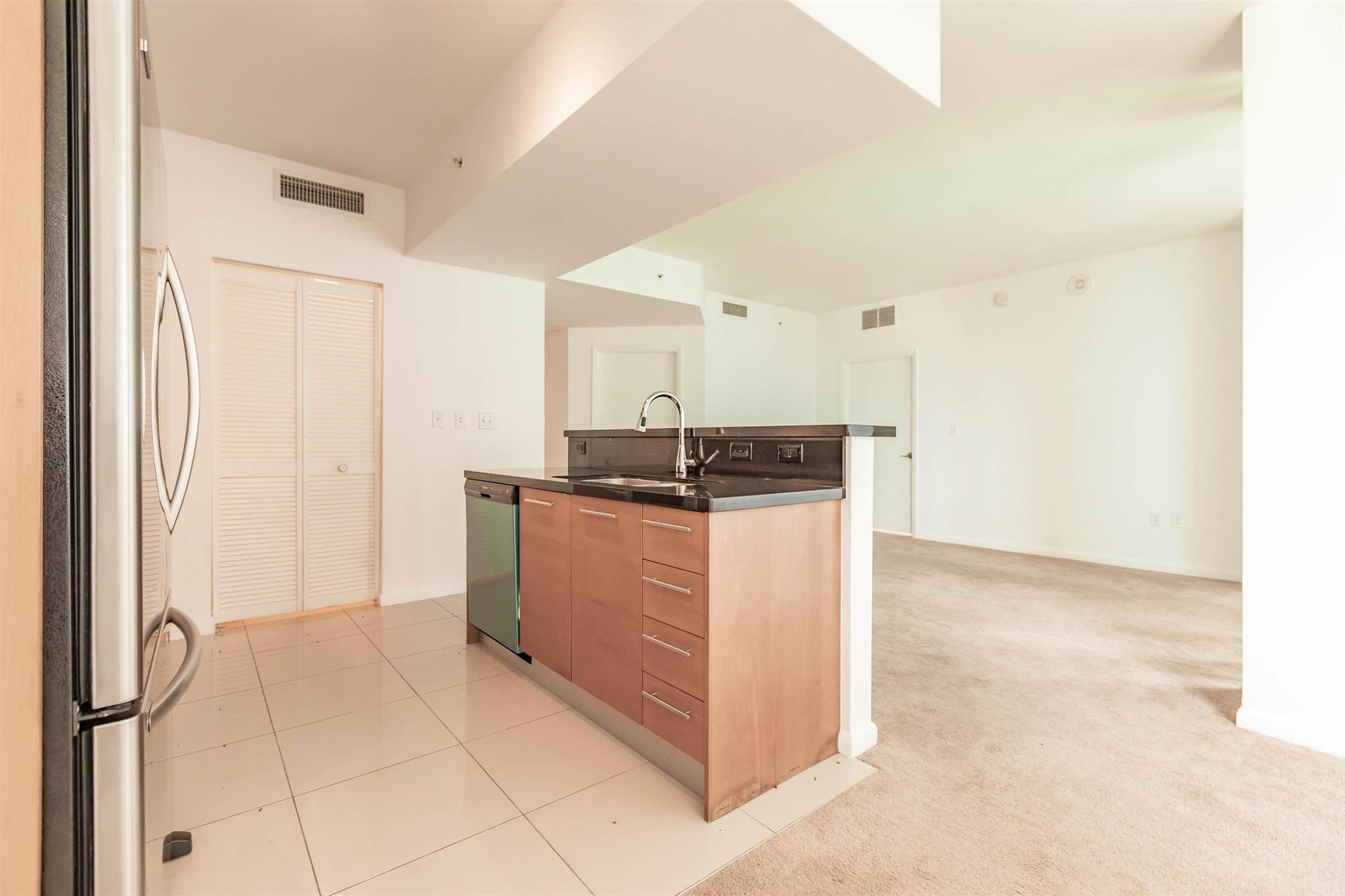 image Vizcayne North Condo8