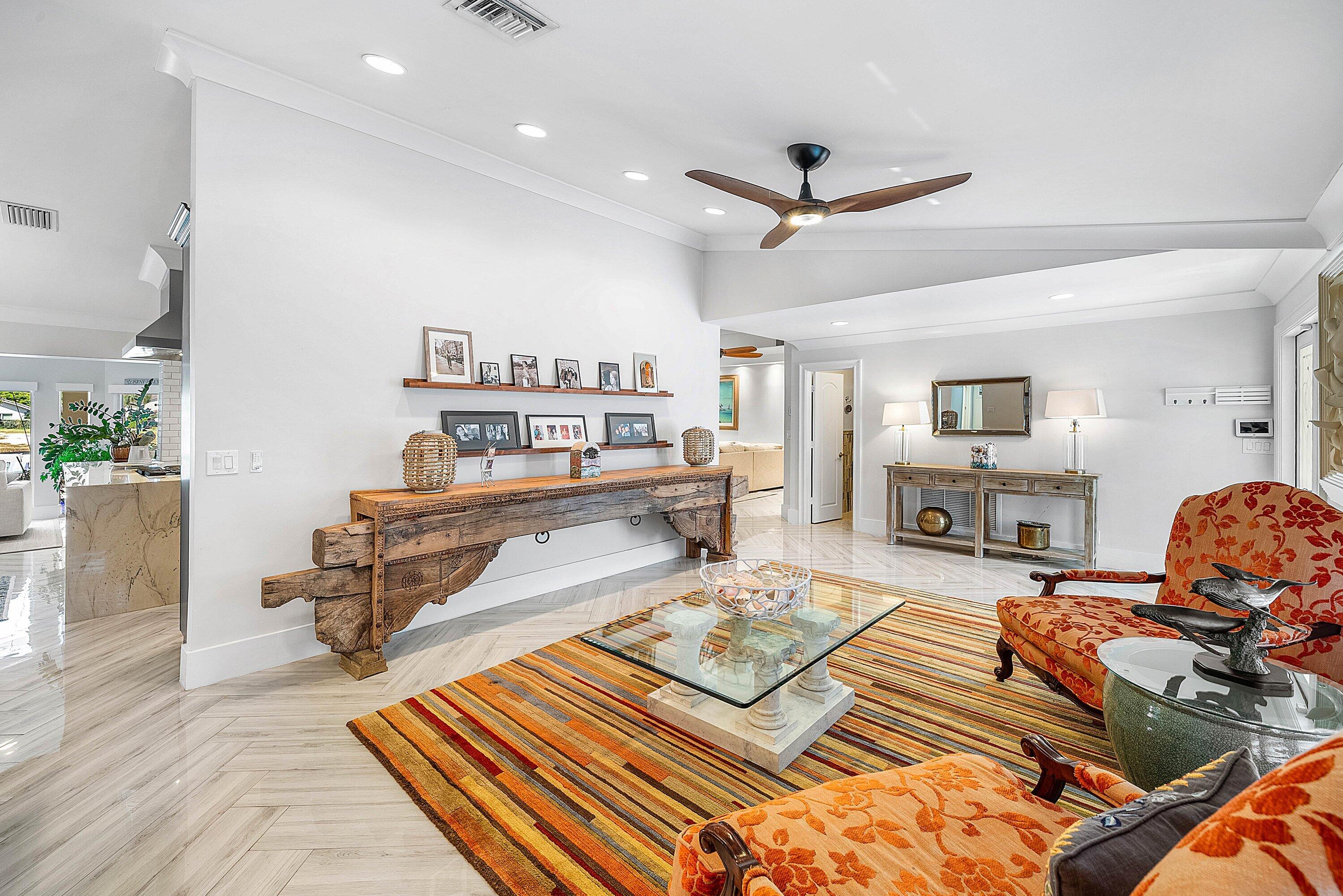 7425 NE Bay Cv Boca Raton, FL 33487