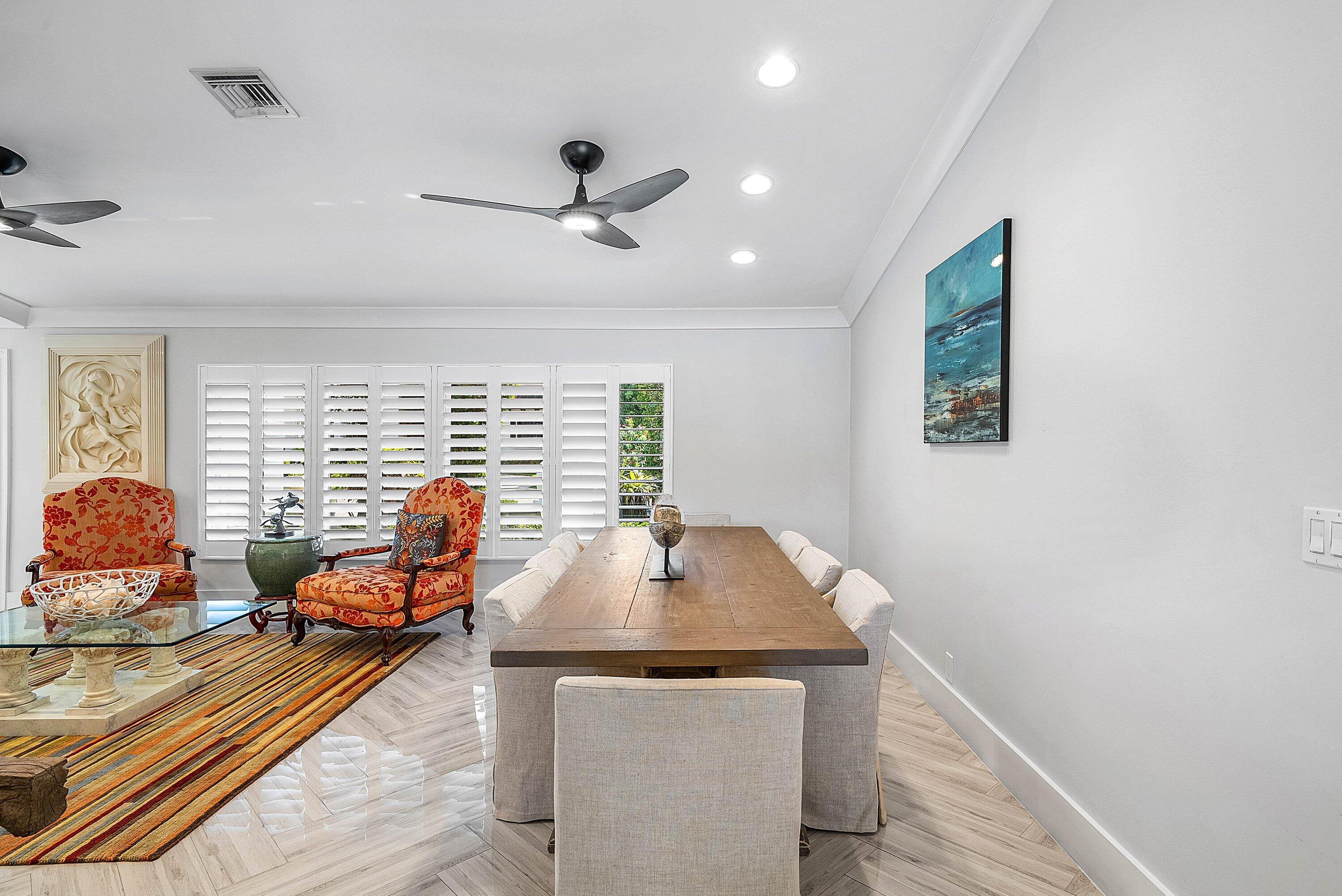 7425 NE Bay Cv Boca Raton, FL 33487