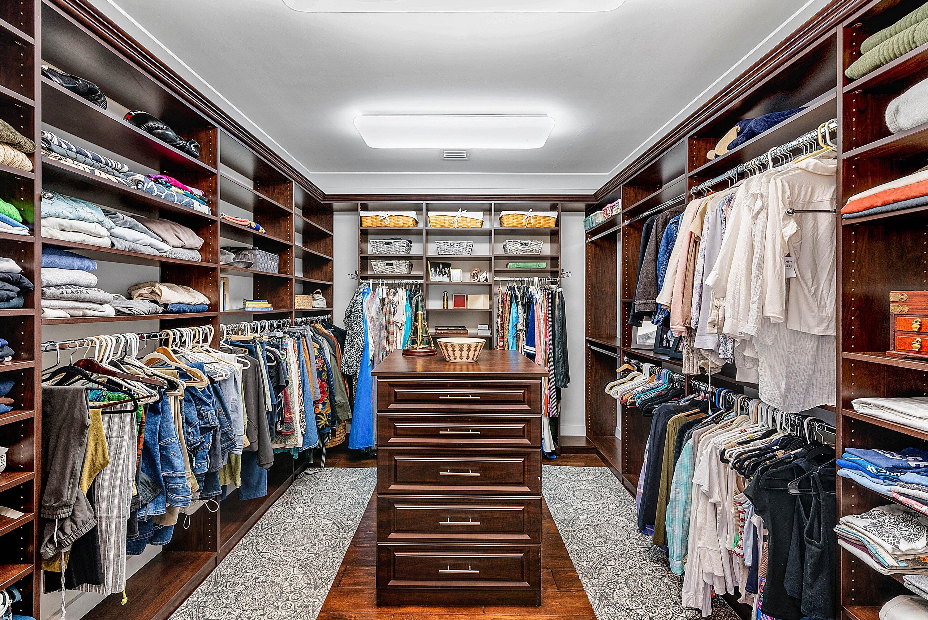 7425 NE Bay Cv Boca Raton, FL 33487