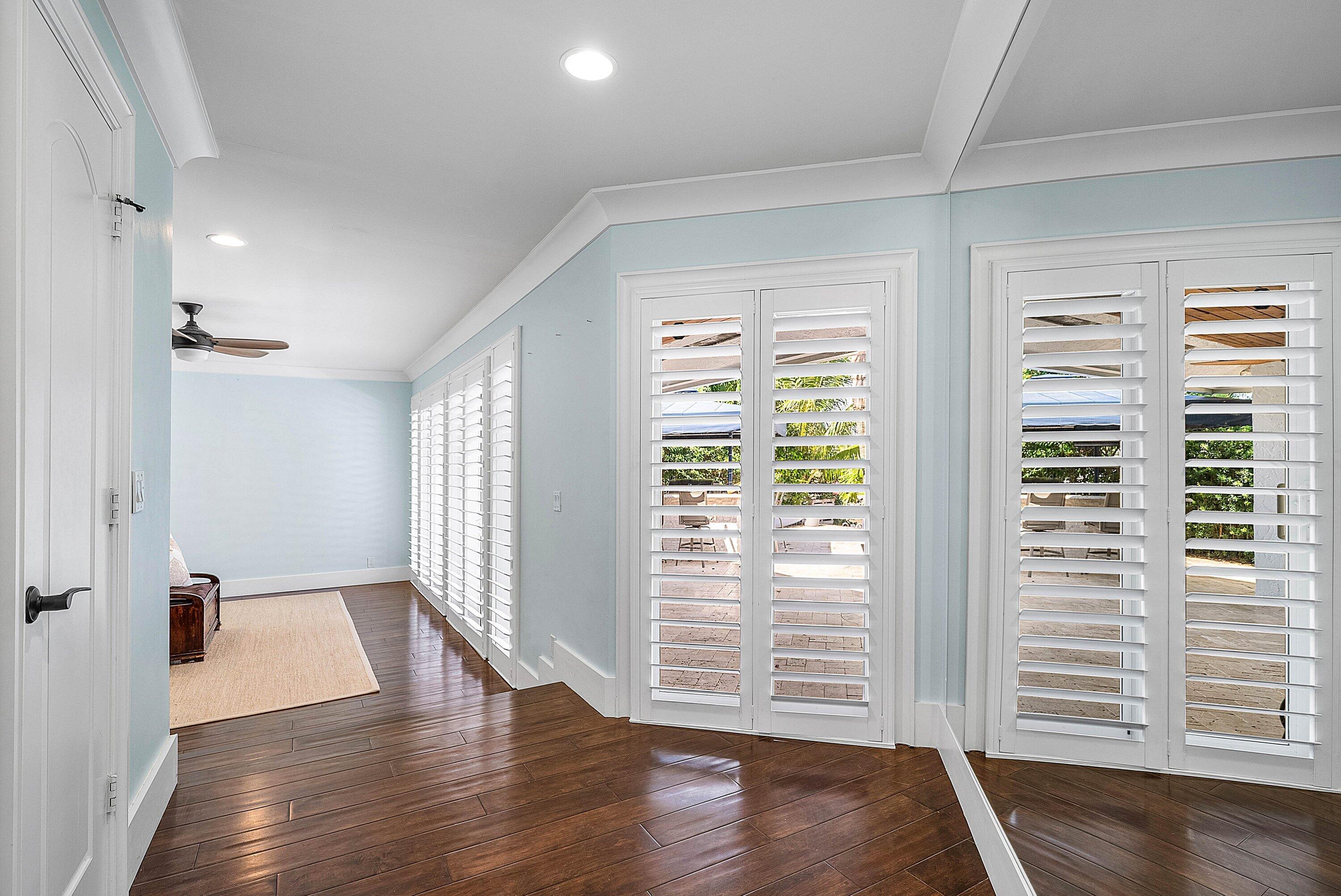 7425 NE Bay Cv Boca Raton, FL 33487