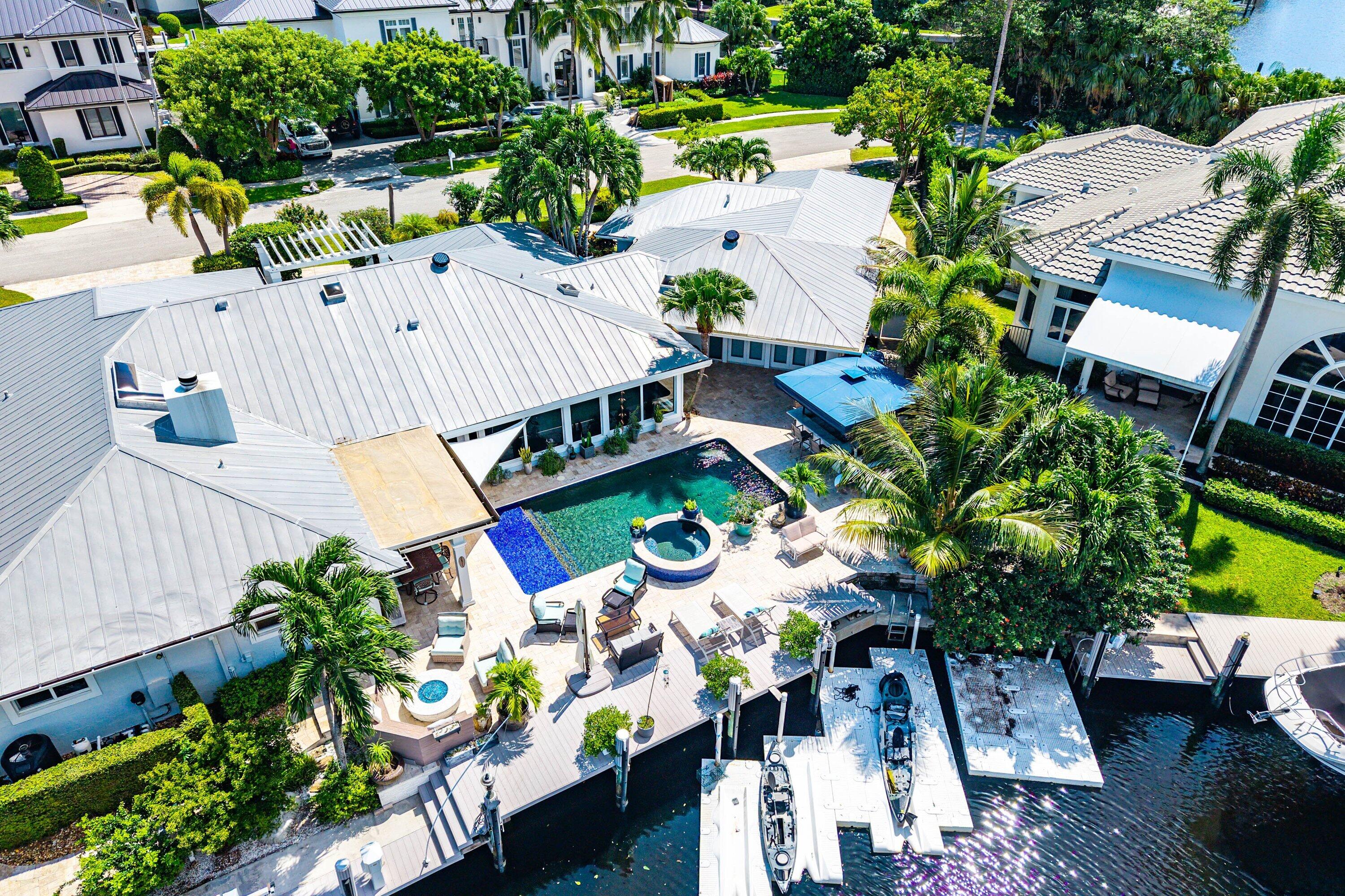 7425 NE Bay Cv Boca Raton, FL 33487