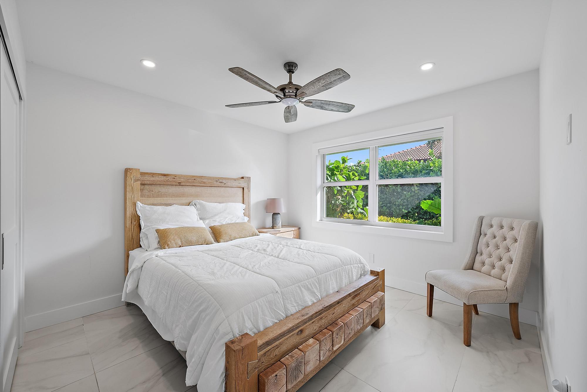 9524 SE Cove Pt St Jupiter, FL 33469