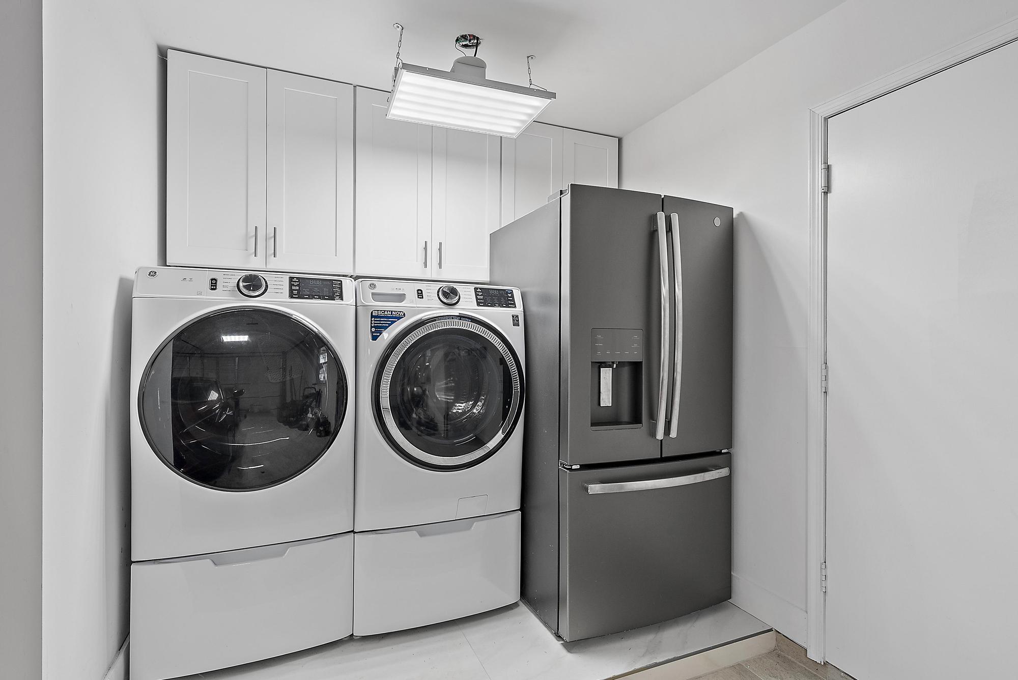 9524 SE Cove Pt St Jupiter, FL 33469