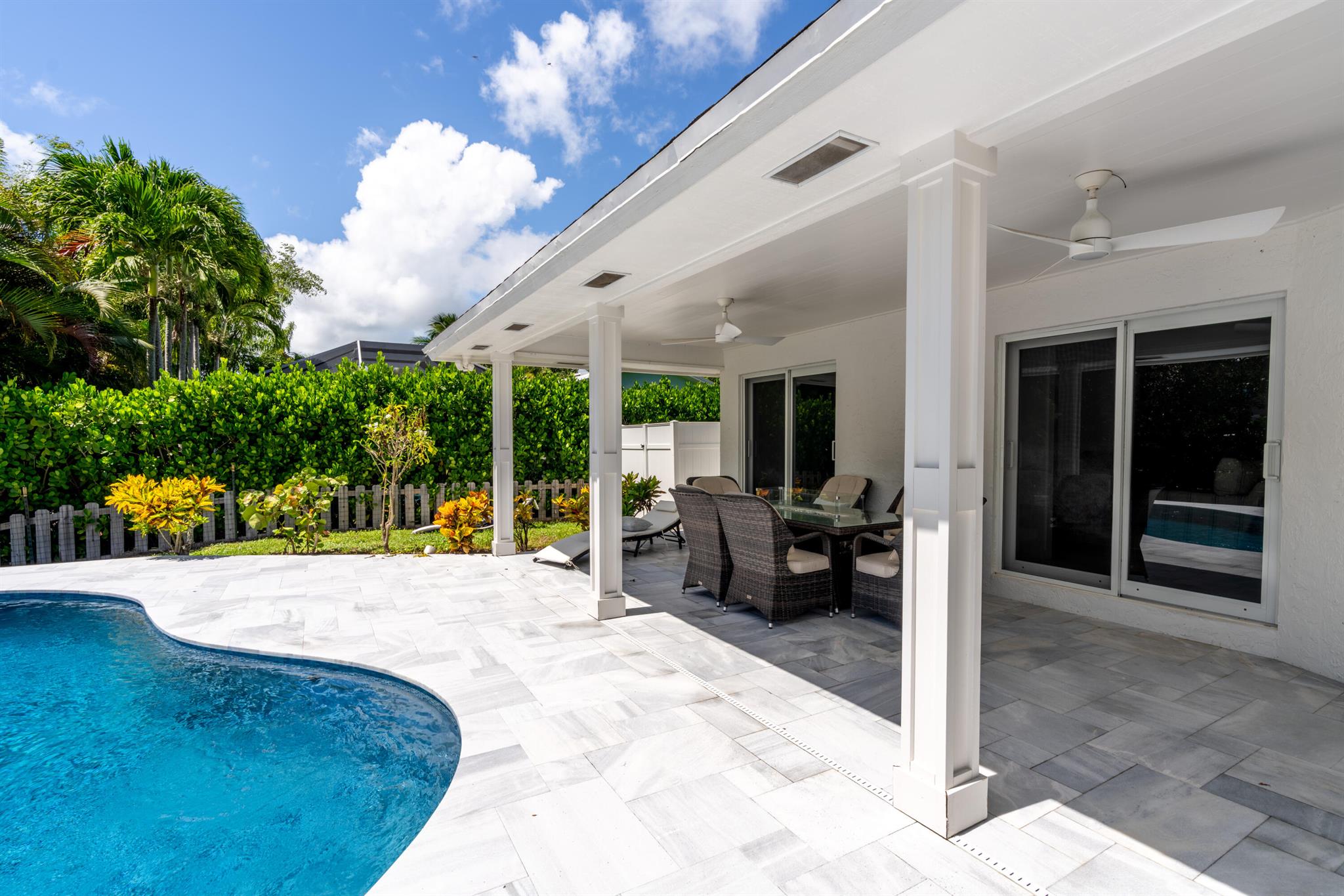 9524 SE Cove Pt St Jupiter, FL 33469