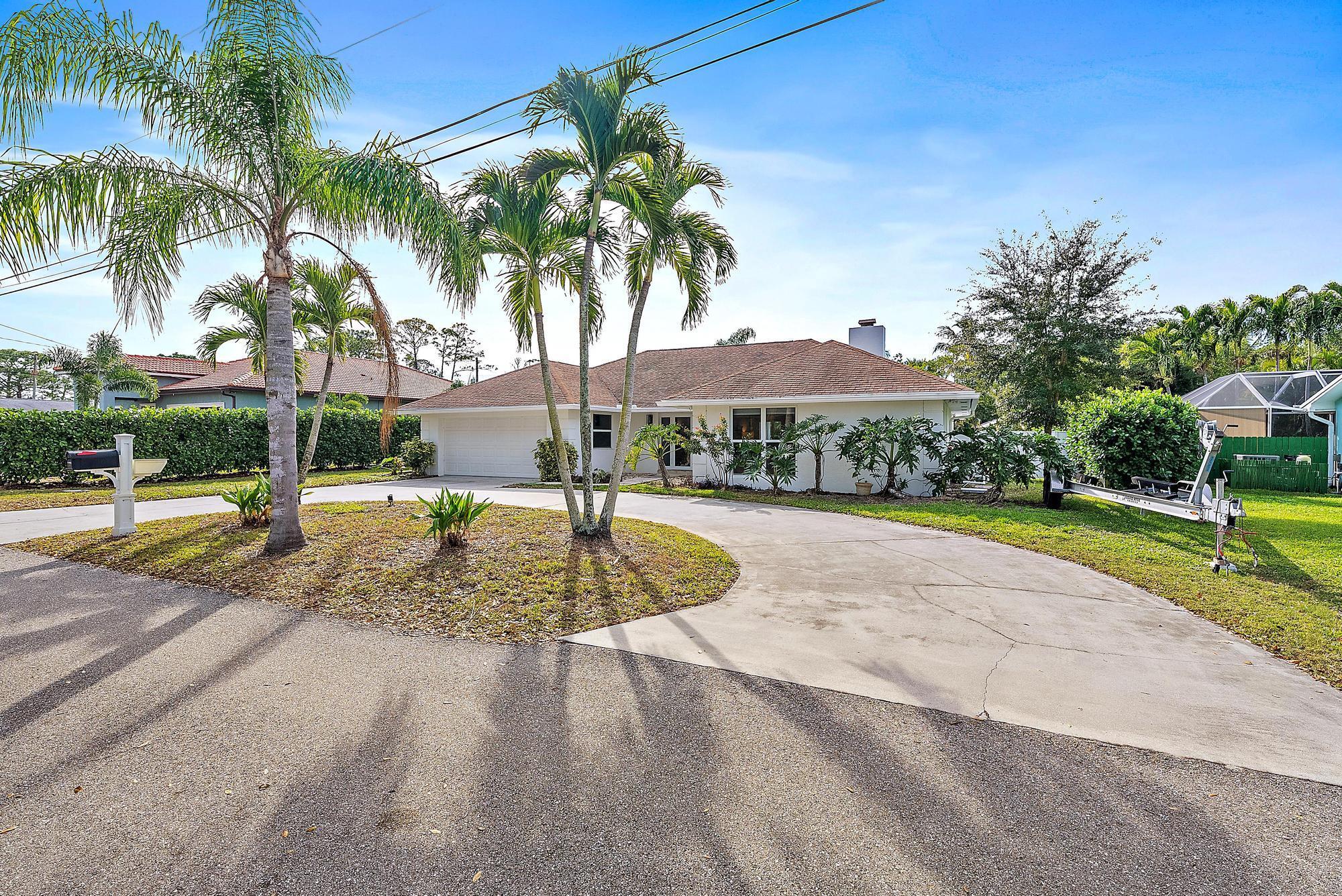 9524 SE Cove Pt St Jupiter, FL 33469