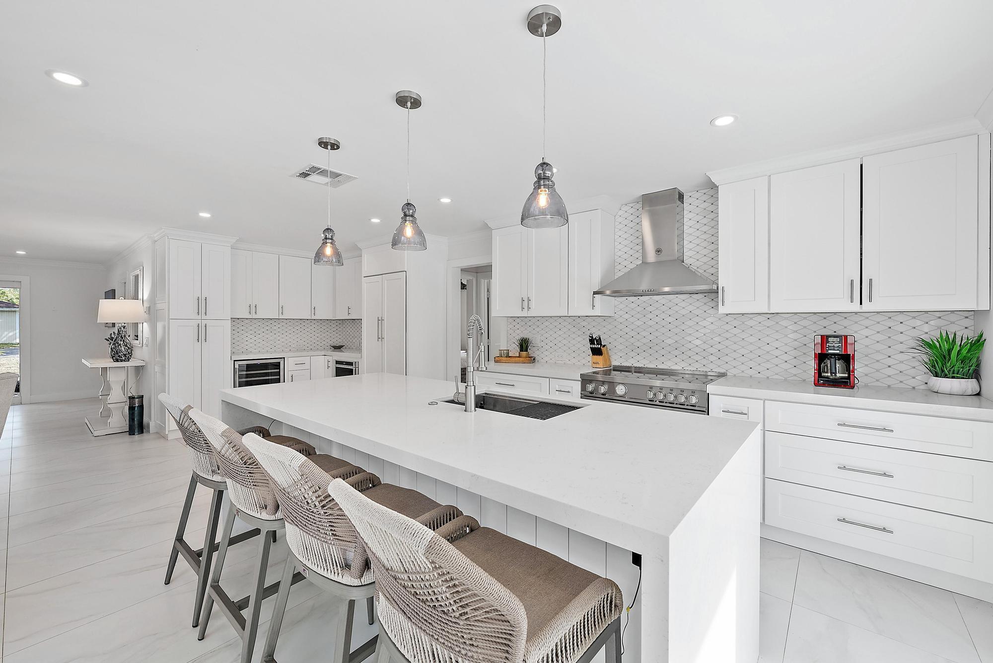 9524 SE Cove Pt St Jupiter, FL 33469