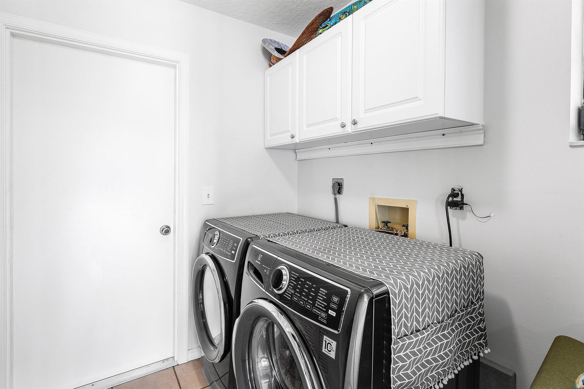 6048 Woodlake Rd Jupiter, FL 33458