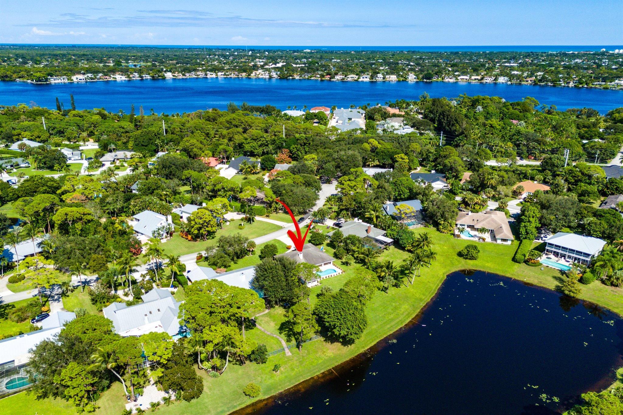 6048 Woodlake Rd Jupiter, FL 33458