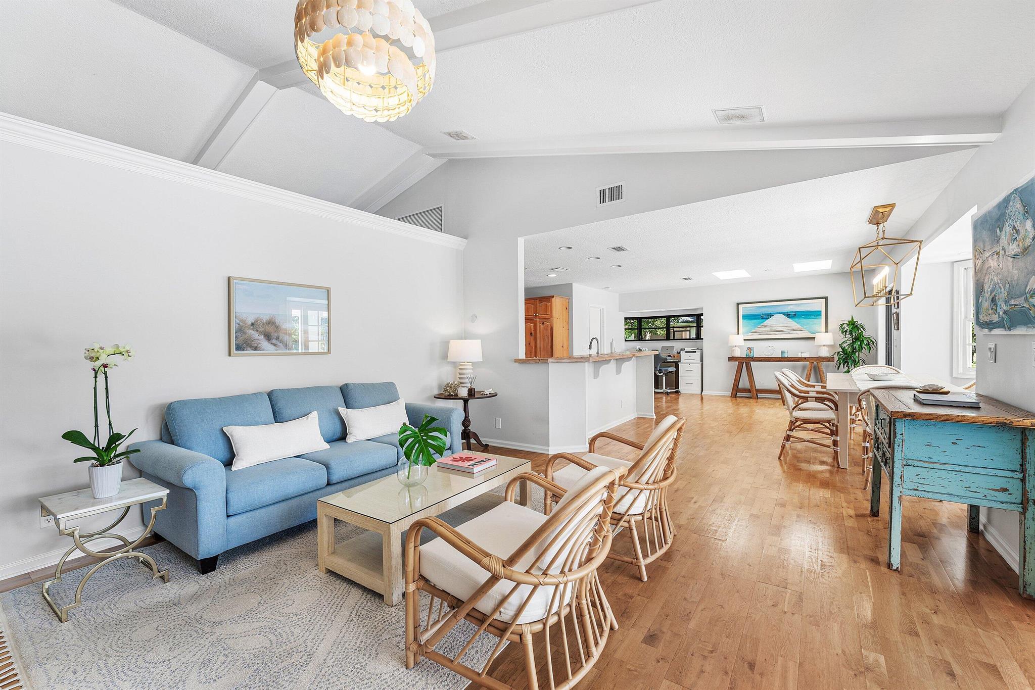 6048 Woodlake Rd Jupiter, FL 33458