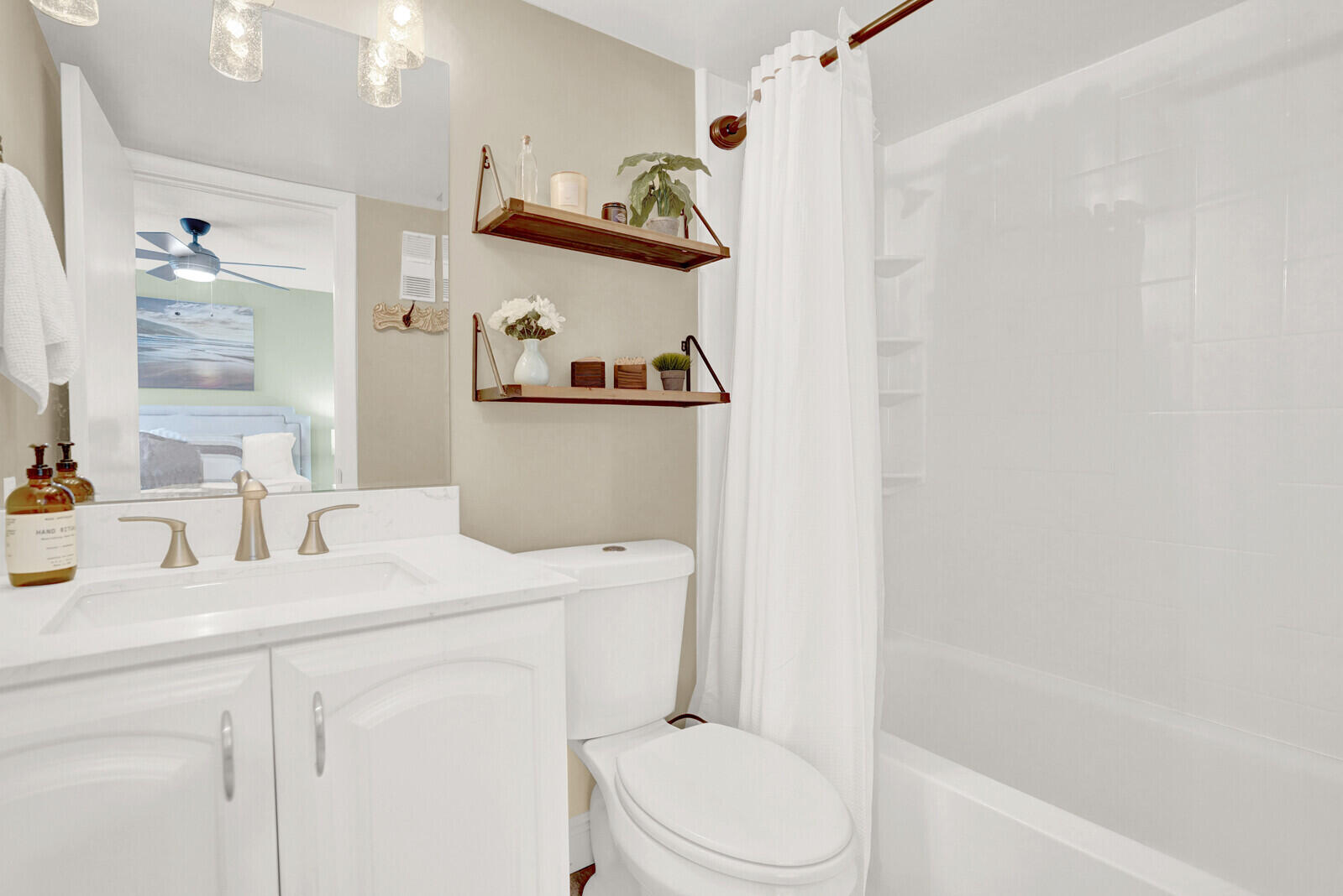 1605 S Us Hwy 1 #202v5 Jupiter, FL 33477