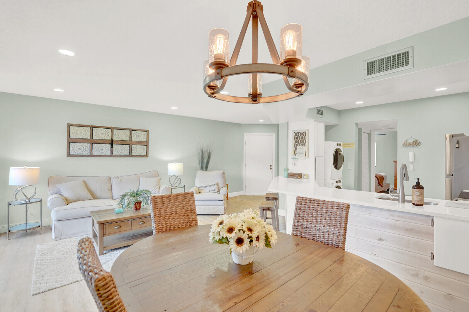 1605 S Us Hwy 1 #202v5 Jupiter, FL 33477