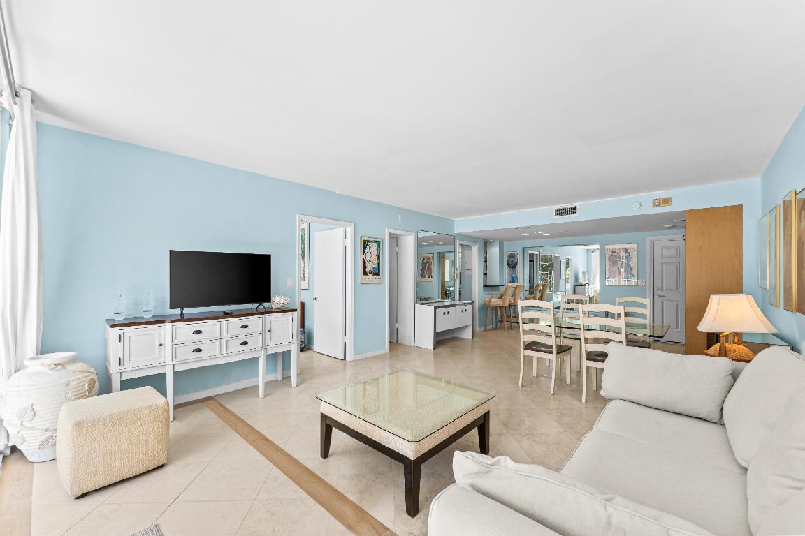 2774 S Ocean Blvd #107 Palm Beach, FL 33480