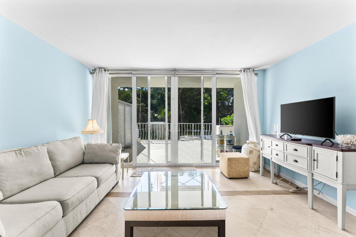 2774 S Ocean Blvd #107 Palm Beach, FL 33480